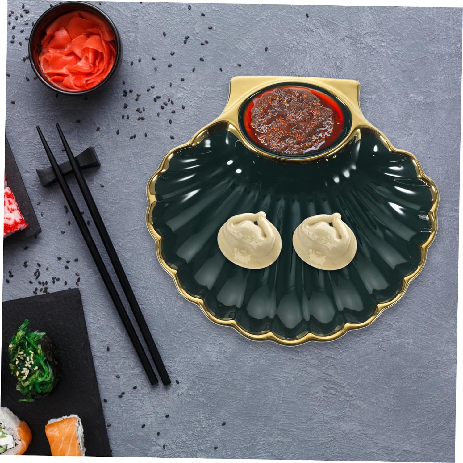 1Pc Dumpling Dish with Sauce Holder Unique Shell Shaped Sushi Plate for Dumplings French Fries and Appetizers Elegant Dining Bowl for Home and Restaurant Use