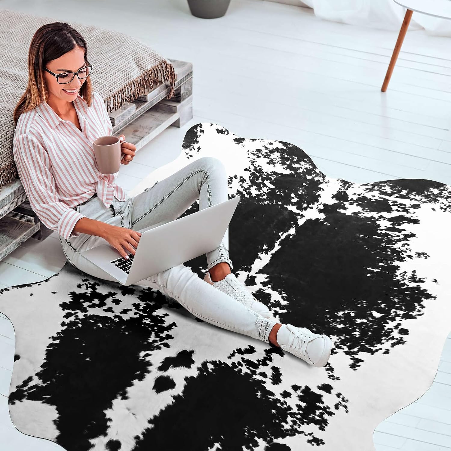 Terrug Cowhide Rug Western Decor, 4.6 x 5.2 Feet Premium Western Cow Print Rug, Large Faux Carpet for Living Room Bedroom Entryway Kitchen Hallyway Party Wall Home Decor, Black White