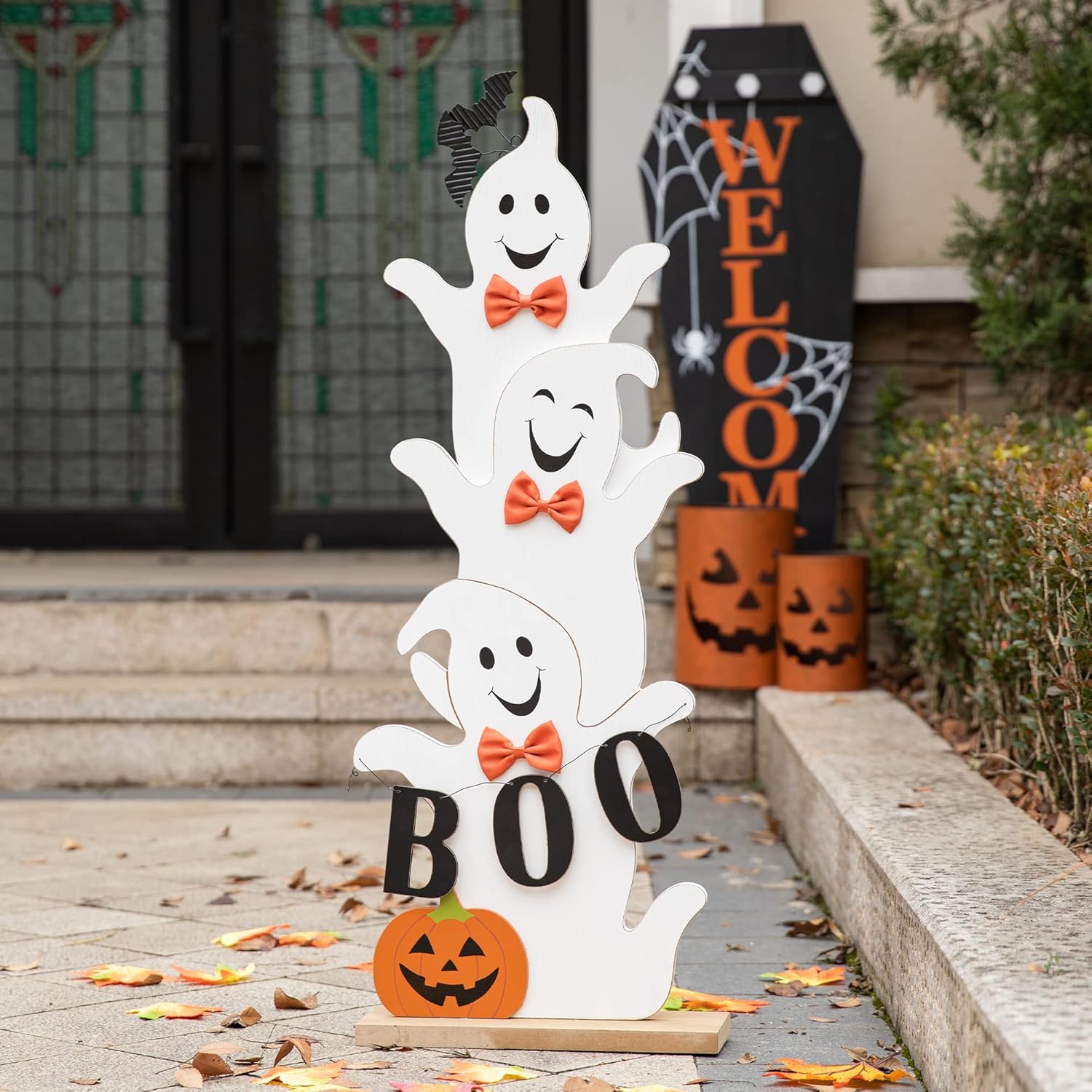 Glitzhome 37.5'H Halloween Wooden Stacked Ghost Porch Sign, Farmhouse Ghost Standing Decor with Base, Rustic Welcome Sign for Home Party Decor