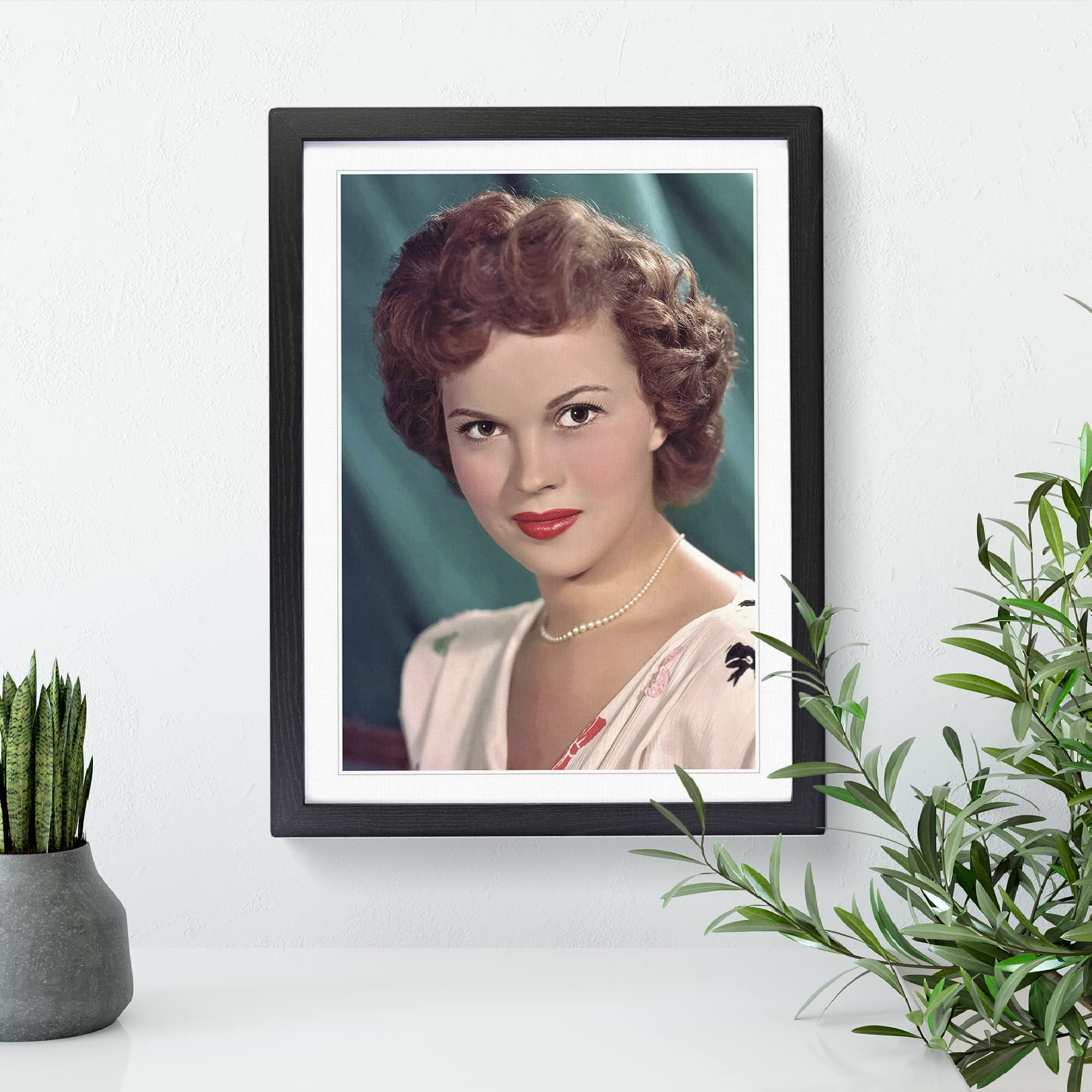 Shirley Temple Modern Framed Wall Art Print, Ready to Hang Picture for Living Room Bedroom Home Office Décor, Black A3 (34 x 46 cm) - Image 3