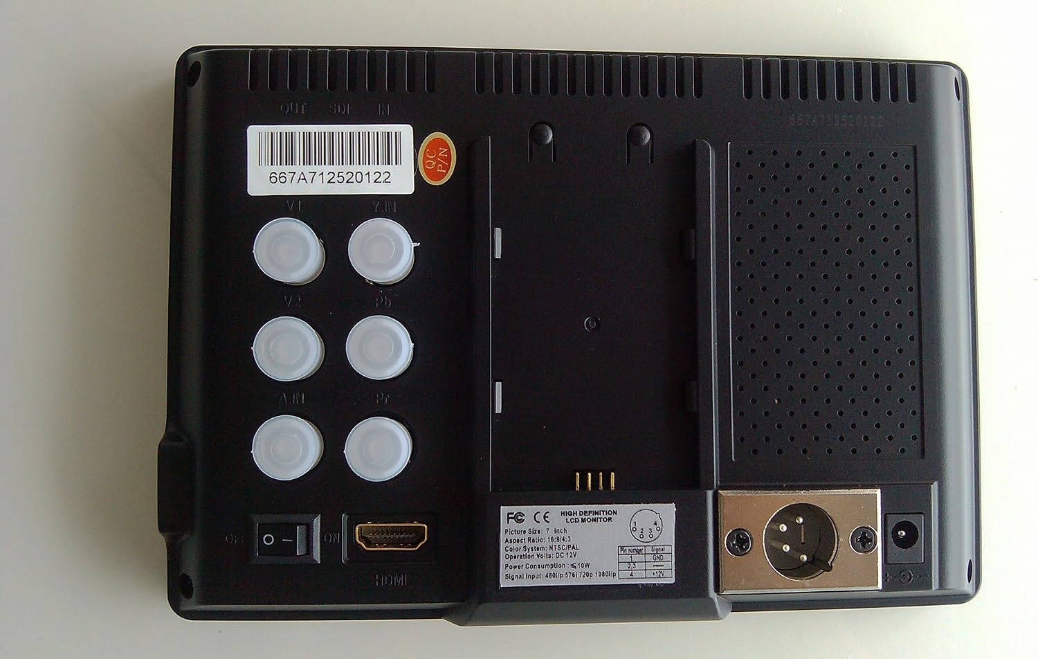 LILLIPUT Hd-sdi 667gl-70np/h/y/s Hdmi Camera-top Field Monitor with F970 and Lp-e6 Battery Plate (No Battery Included) by Viviteq INC