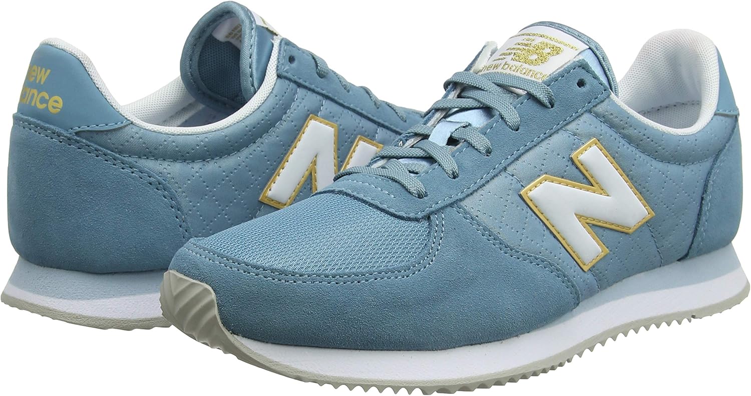 comme des garcons play logo vector