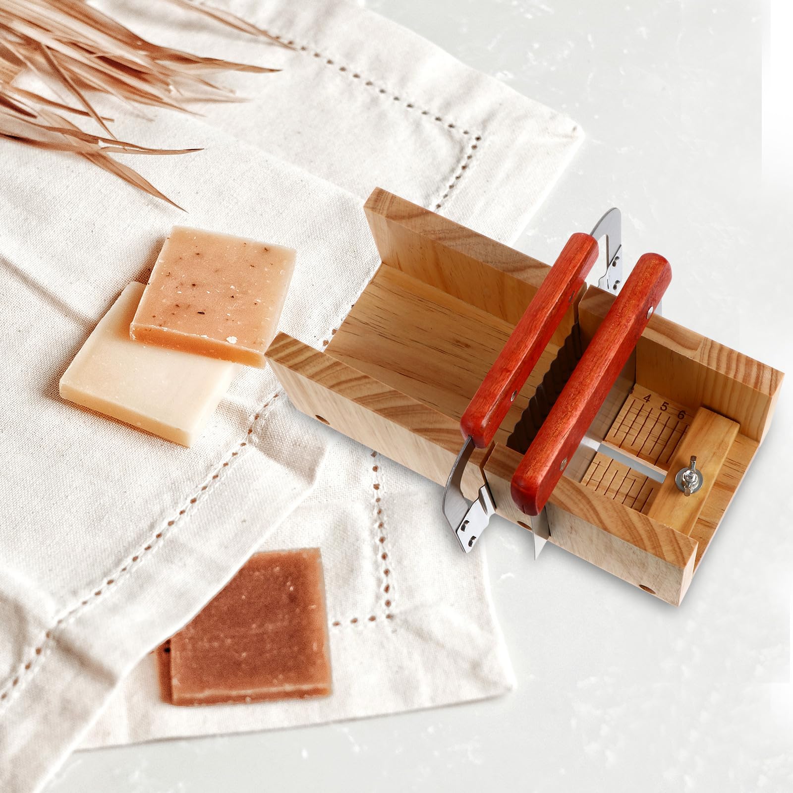 Housoutil Juego de Cortadores de Jabón para Corte y Fácil de Usar de Madera Doble Ranura Herramienta Adecuado para Hacer Jabones Artesanales y Pasteles para Hacer Jabones Artesanales y