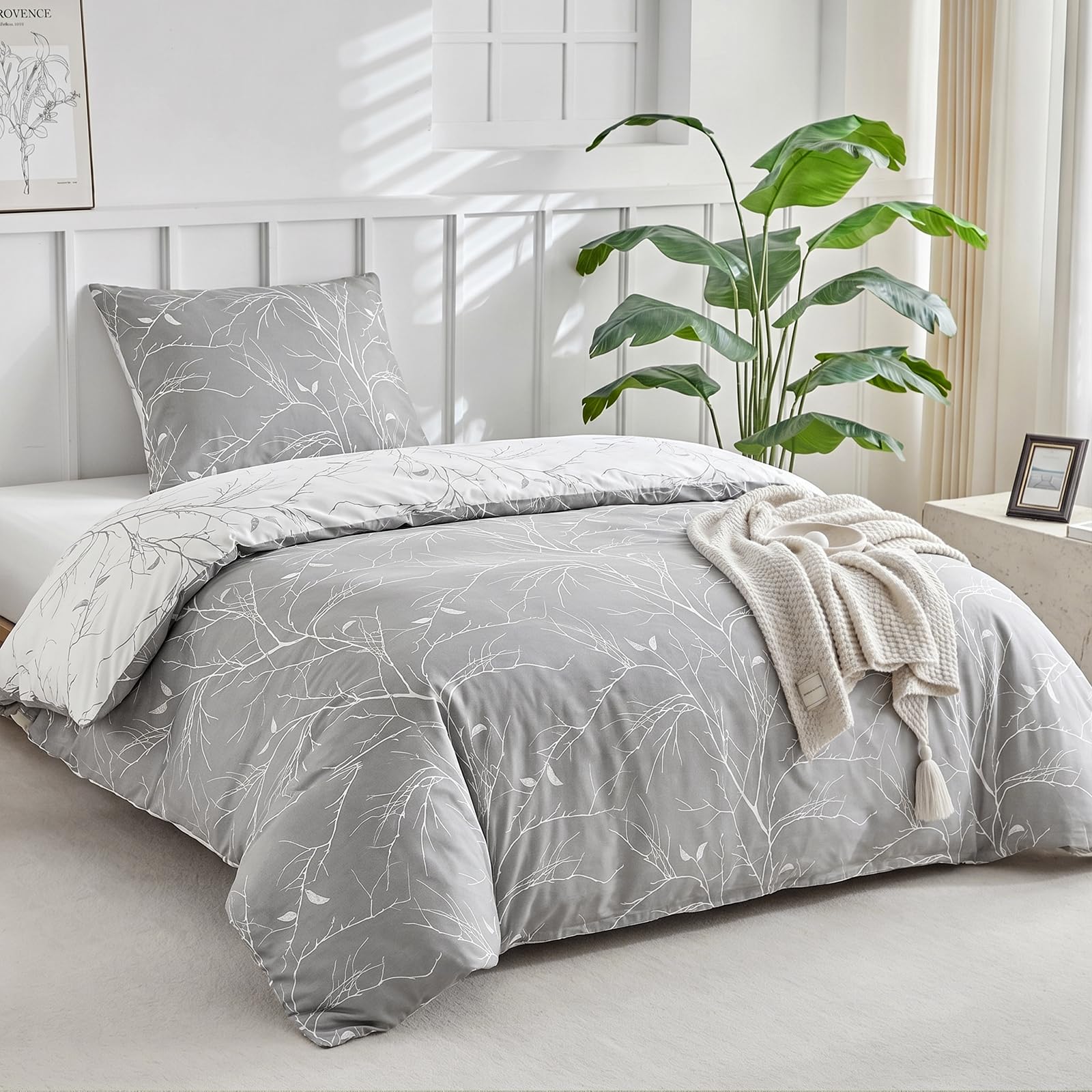 Lekesky Microfibre Bed Linen 2-Piece Set with Duvet Cover 155 x 220 cm - Floral Pattern - With Pillowcase - With Zip - 80 x 80 cm x 1 - Floral Pattern - Grey Branches and โ image 1