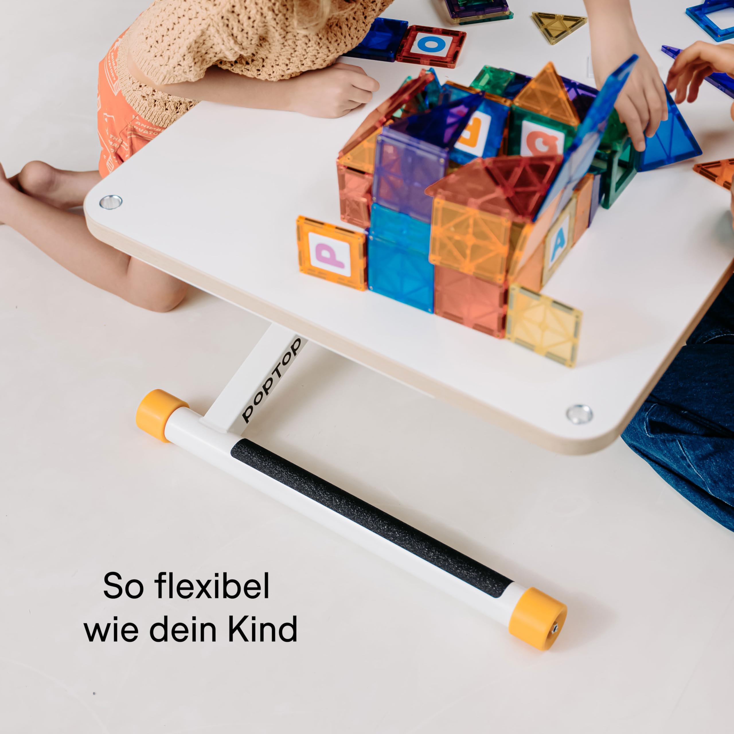 poptop Höhenverstellbarer Kinderschreibtisch der Woom Bike Gründer | Für Kinder zwischen 2 und 13 Jahren | Kinderleichter Mechanismus ohne Strom und Kurbel | Stabiles und sicheres Design | Weiss