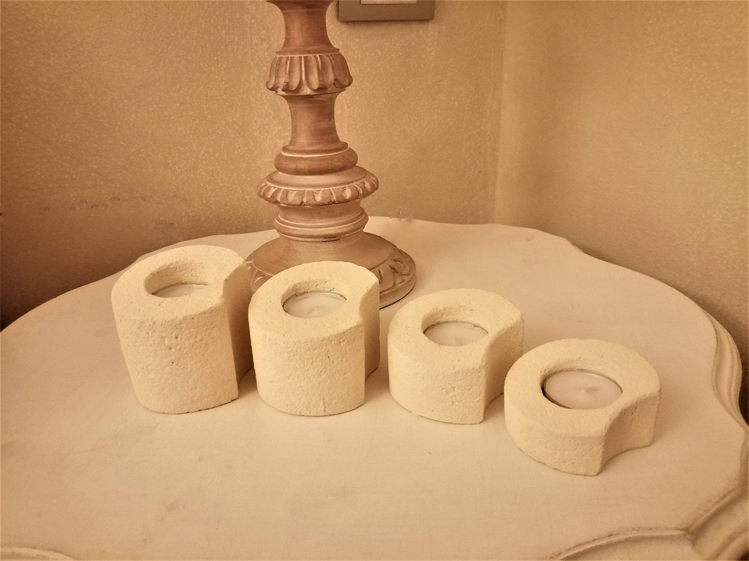 Lot de 4 bougeoirs cylindriques, idée Cadeau de Design Moderne pour bonbonnières ou décorations. Produit Artisanal.