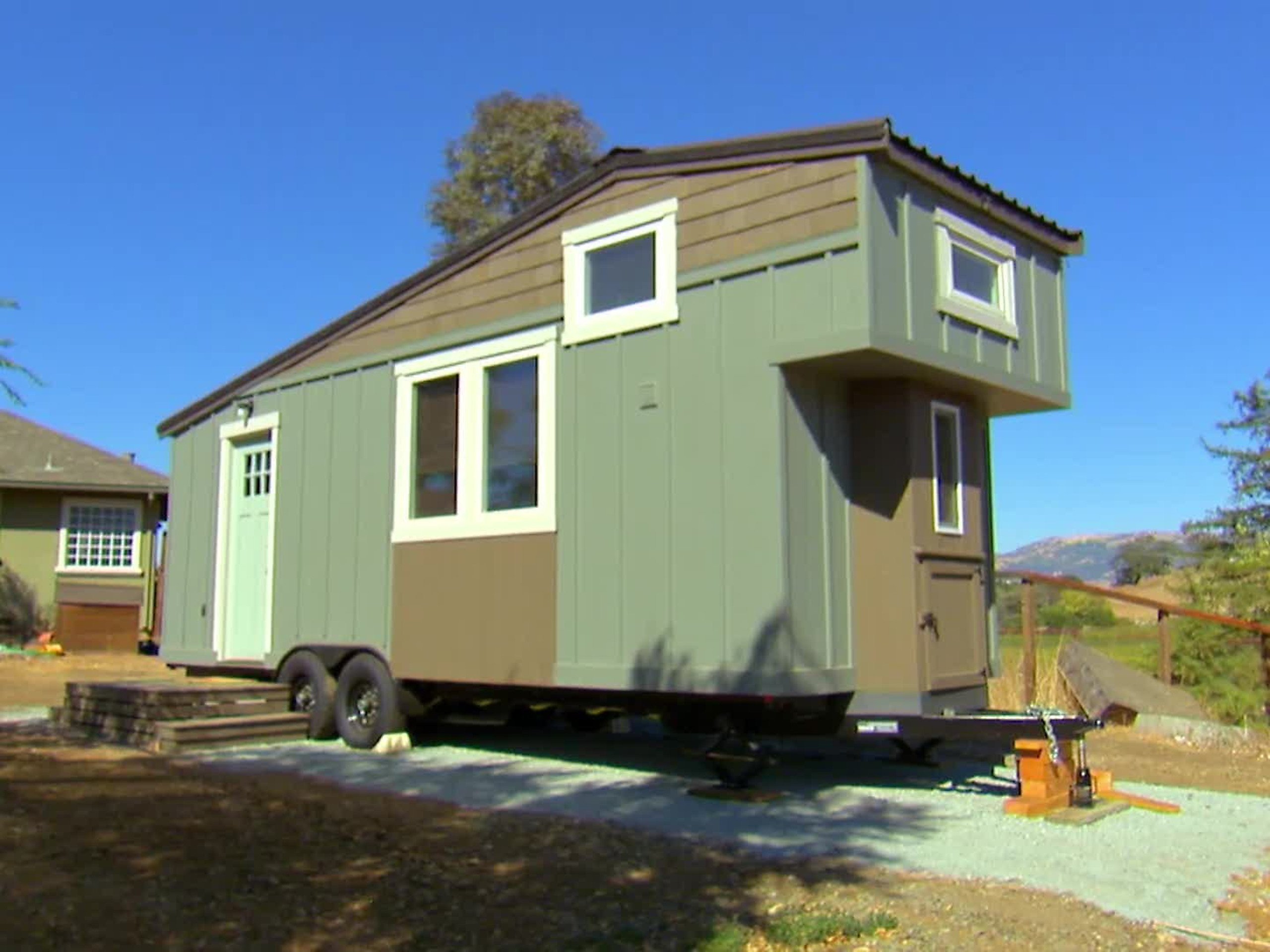 Watch Tiny House Hunters, Season 6 | Prime Video