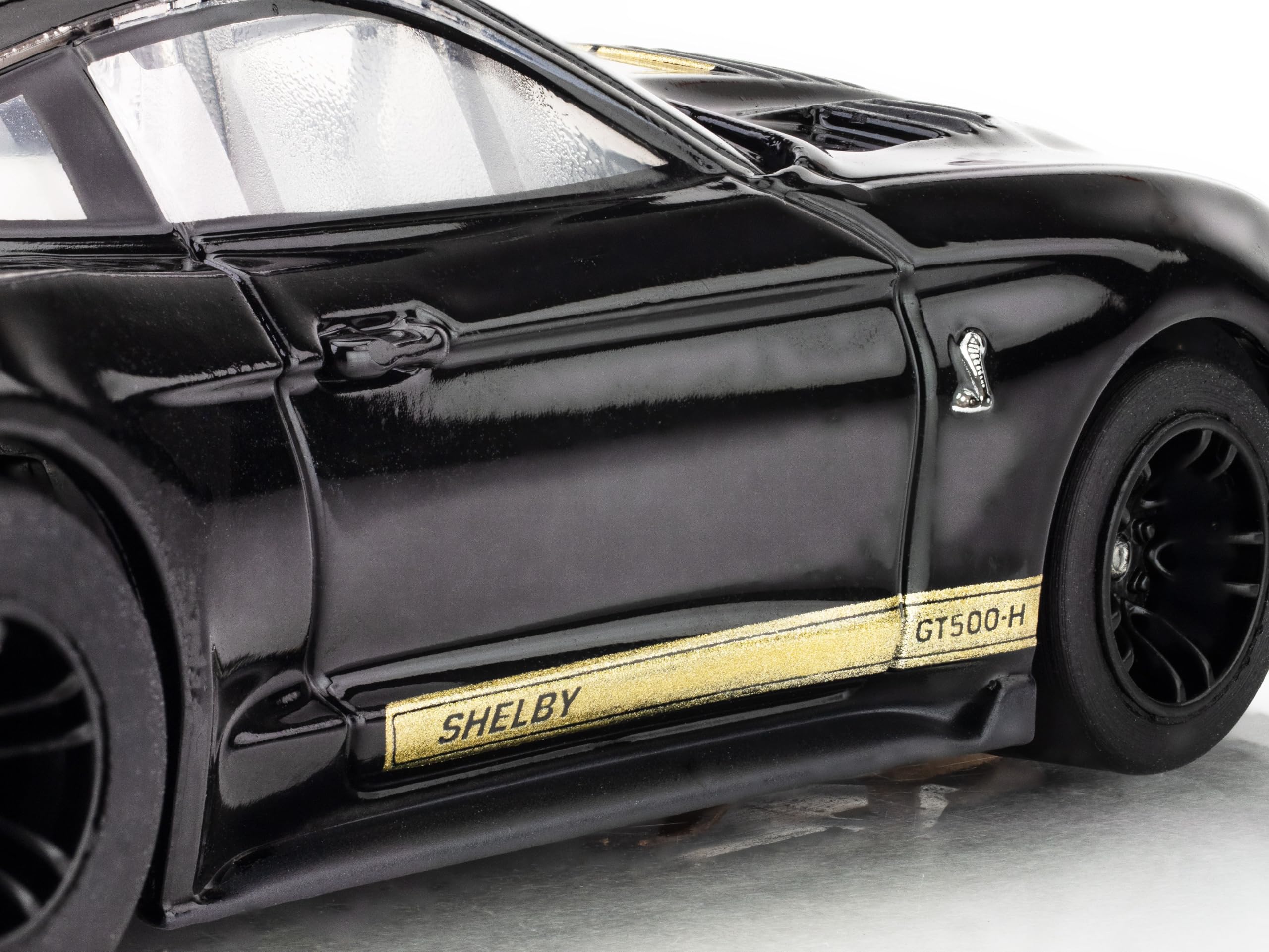 AFX 22082 Mega-G+ 2022 Ford Shelby Mustang GT500H Preto/Dourado HO
