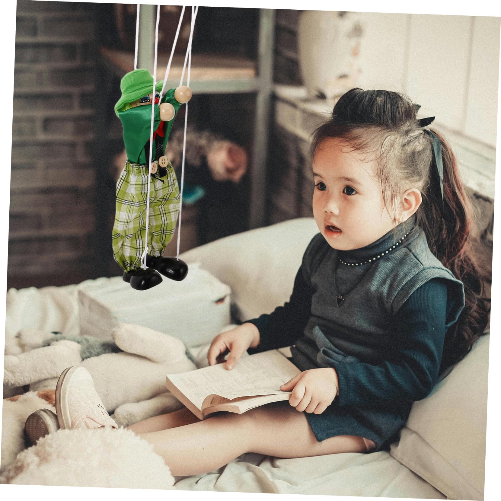 Marionnettes à Fils pour Garçon et Filles en Bois Design Pirate Drôle Jouets de Marionnettes Réutilisables et Confortables et Jeu Interactif Style Aléatoire