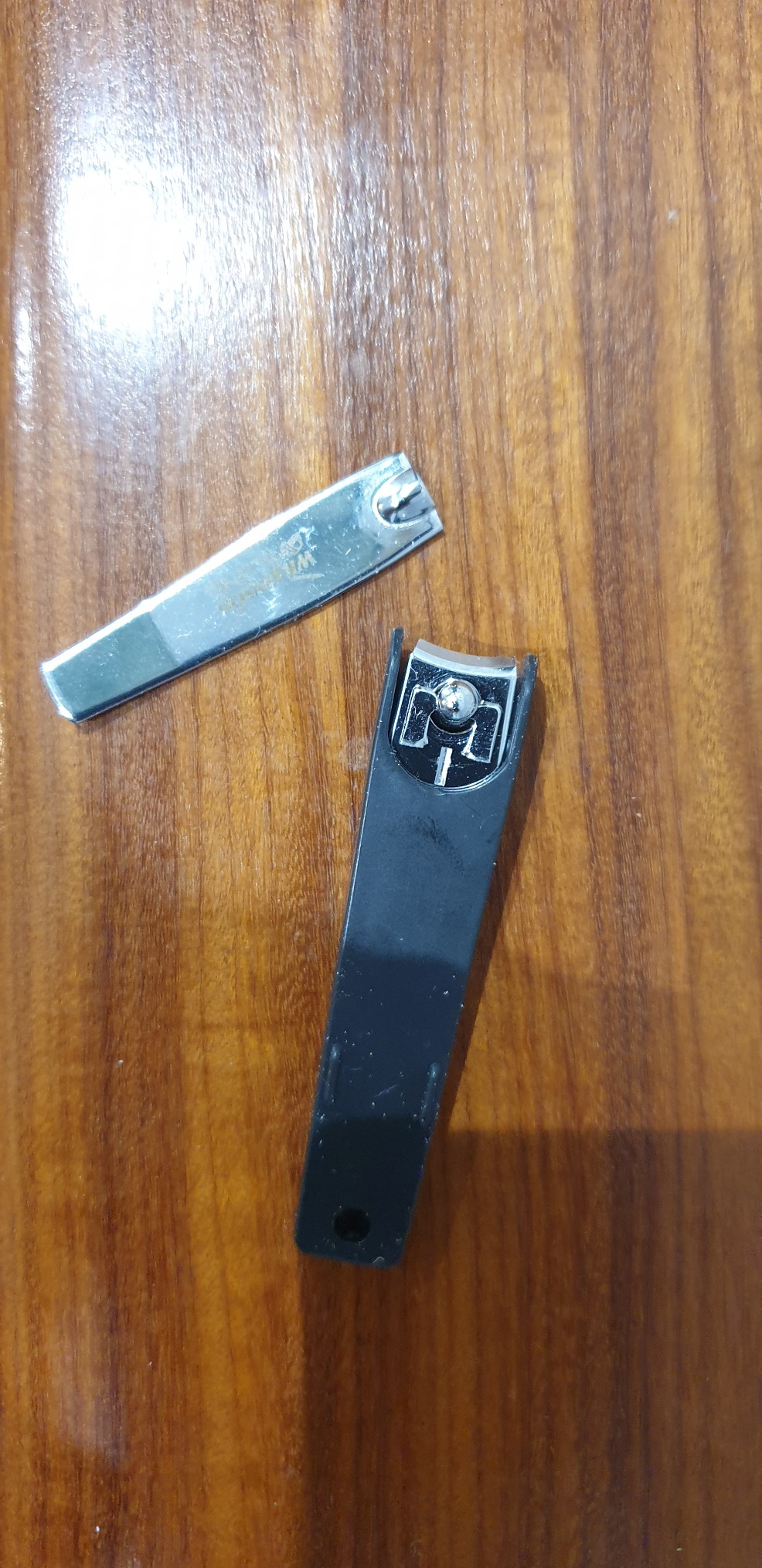 Wilkinson Sword Nail Clipper with Nail Catcher Amazon.co.uk Beauty