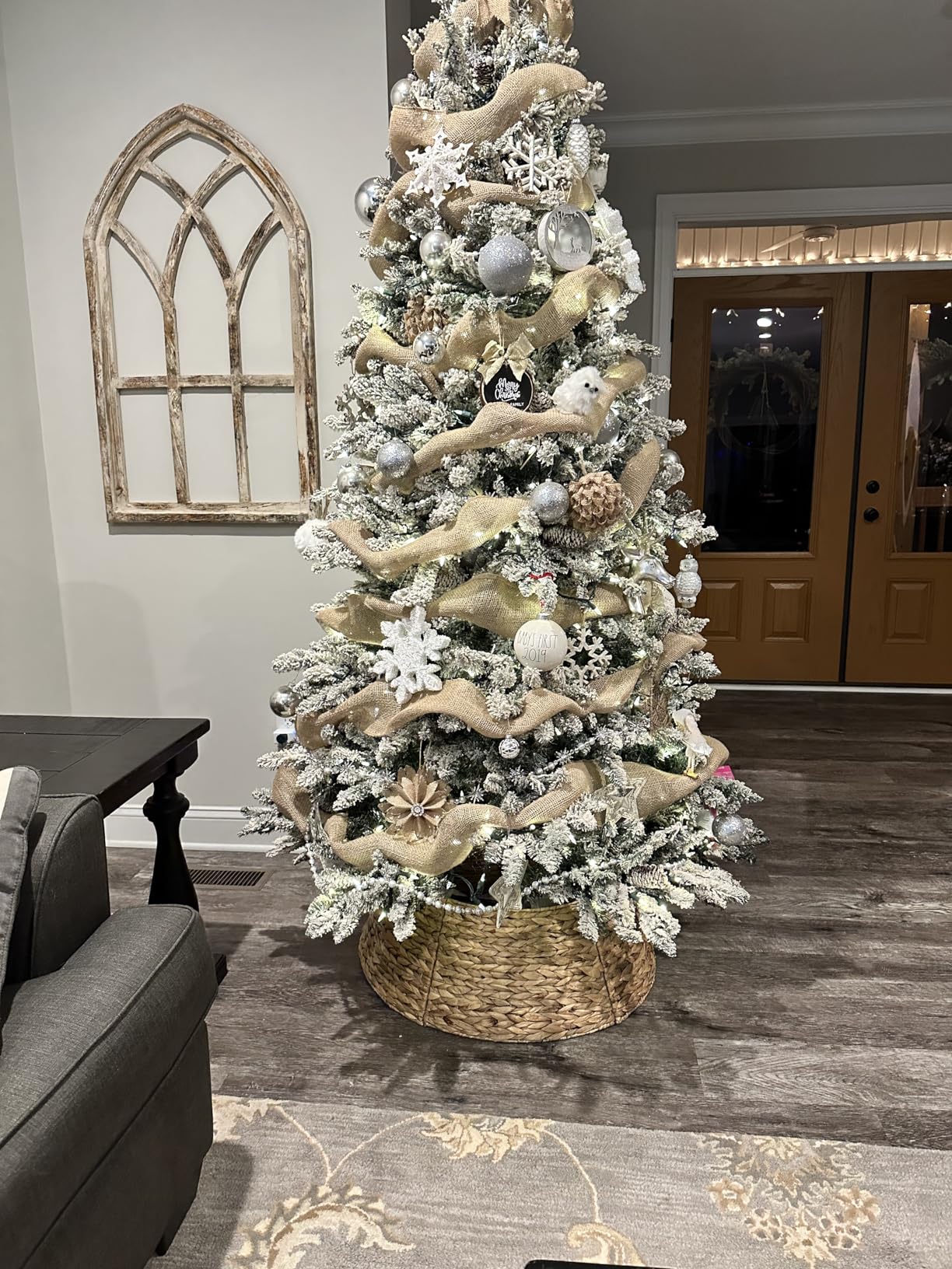 Beautiful Christmas Tree Collar Authentic 28" Hyacinth