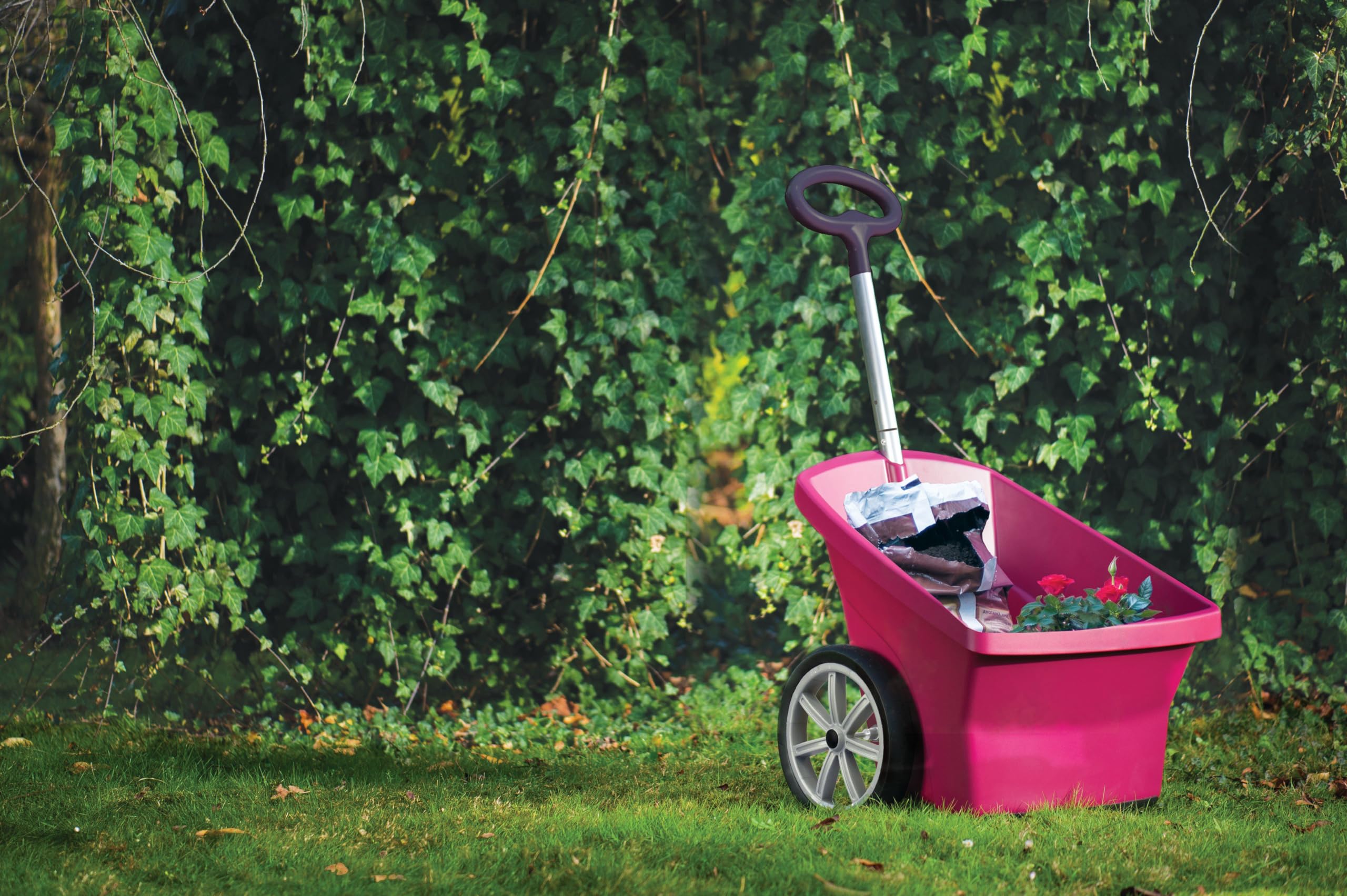 Gartenwagen Schubkarre 67 Liter Tragfähigkeit: 50 kg Gartenkarre Handwagen Handwagen Schubkarre mit Vollgummirad Gartentrolley Gartenschubkarre Deichsel aus Aluminium (Schwarz)
