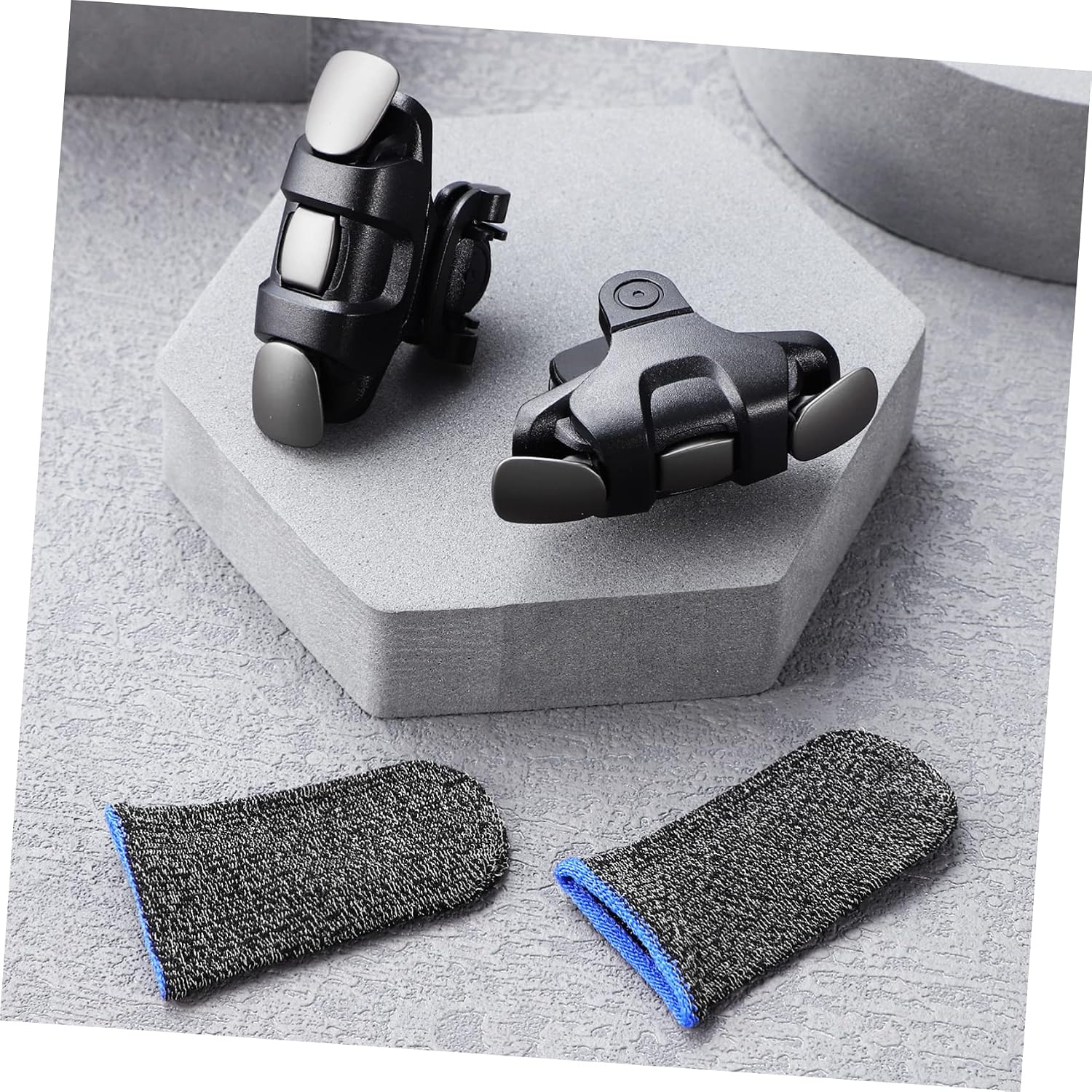 Gadpiparty Game Controller Fingertips Sleeves Fingertip Mobile Trigger Kit Comfortable Fit for Gaming Gloves Random