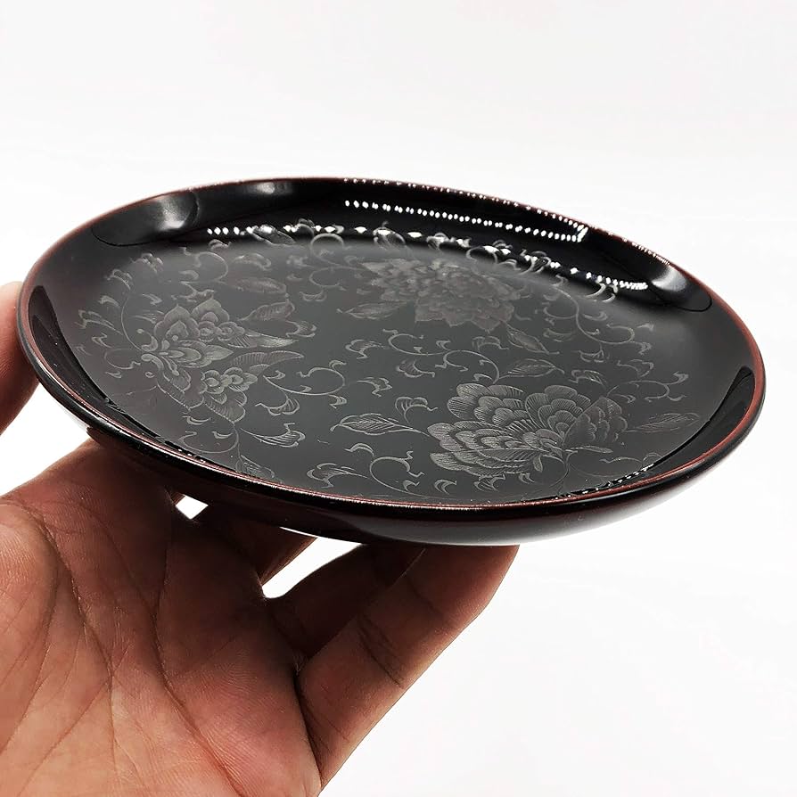 輪島塗　銘々皿　5客　溜呂色　新品未使用 Amazon.co.jp: 輪島塗 銘々皿 5客揃 5.0 溜 宝相華沈黒 WA5-2