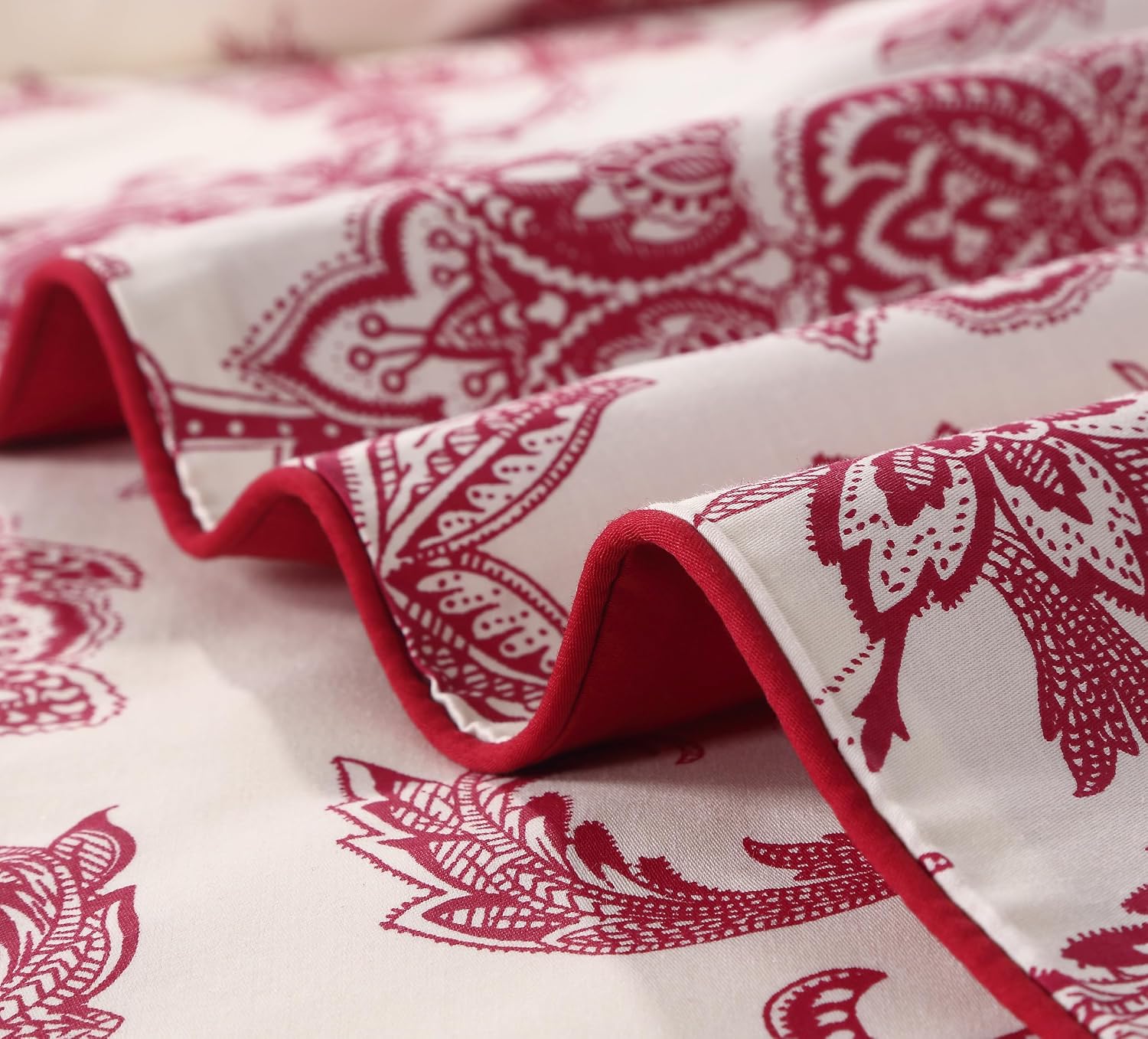 Helthep Luxury Vintage King Size 3Pcs Duvet Cover Set Red Flower Paisley Pattern Retro Lvory White Fresh Chic Floral Boho French Rural Romantic 100% Egyptian Cotton Off- White Bedding Sets