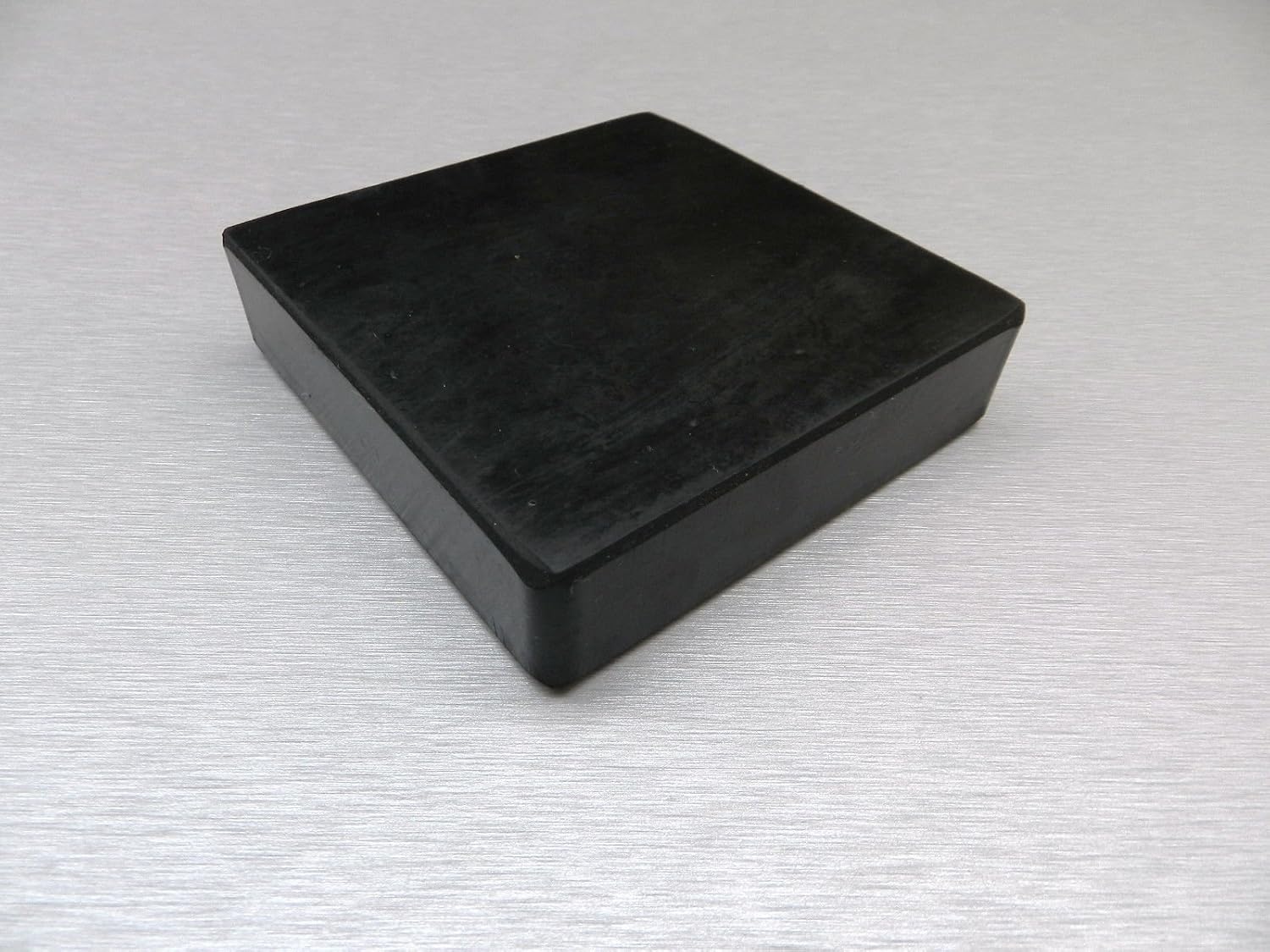 JTS 4" Square Jewelers Bench Block, Rubber, 1" Thick Base