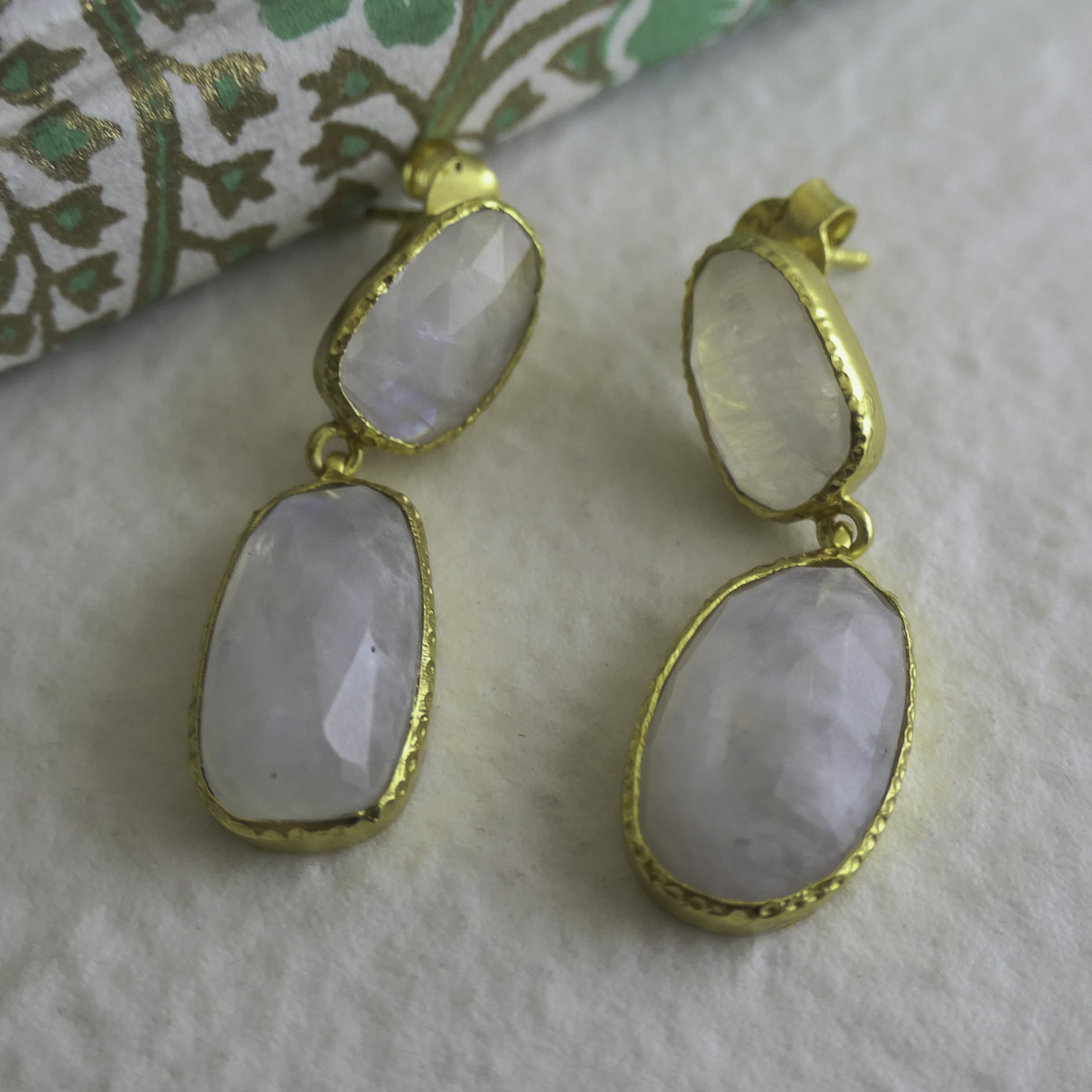 Pendientes de piedra lunar, plata de ley 925 bañada en oro | piedra preciosa natural, forma de gota