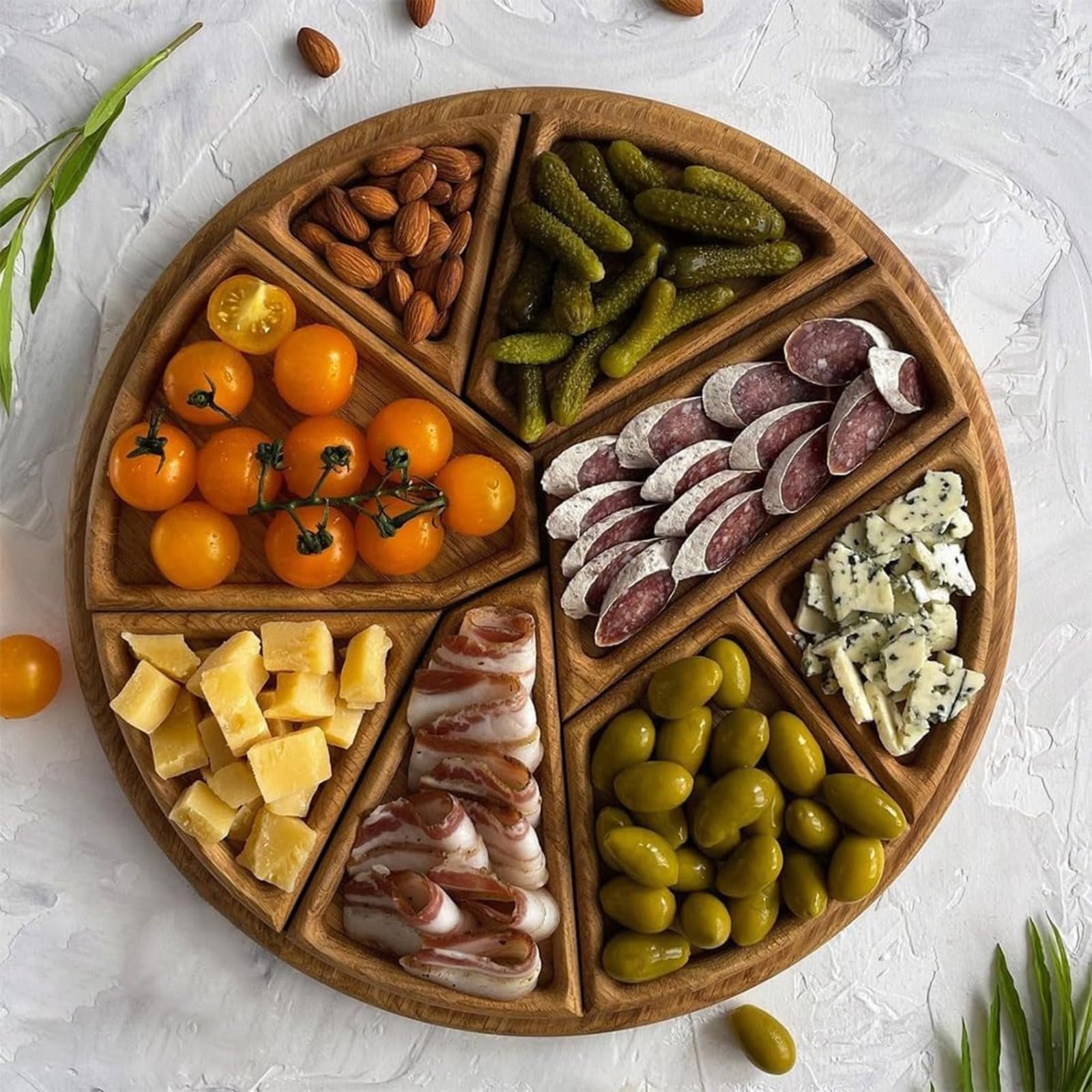Grand Plateau de Service en Bois avec 8 Compartiments Amovibles, idéal pour Les Fruits, Les Noix, la Viande et Les sauces. Parfait pour la Table Basse, Le Salon et Les Pique-niques (Petit et