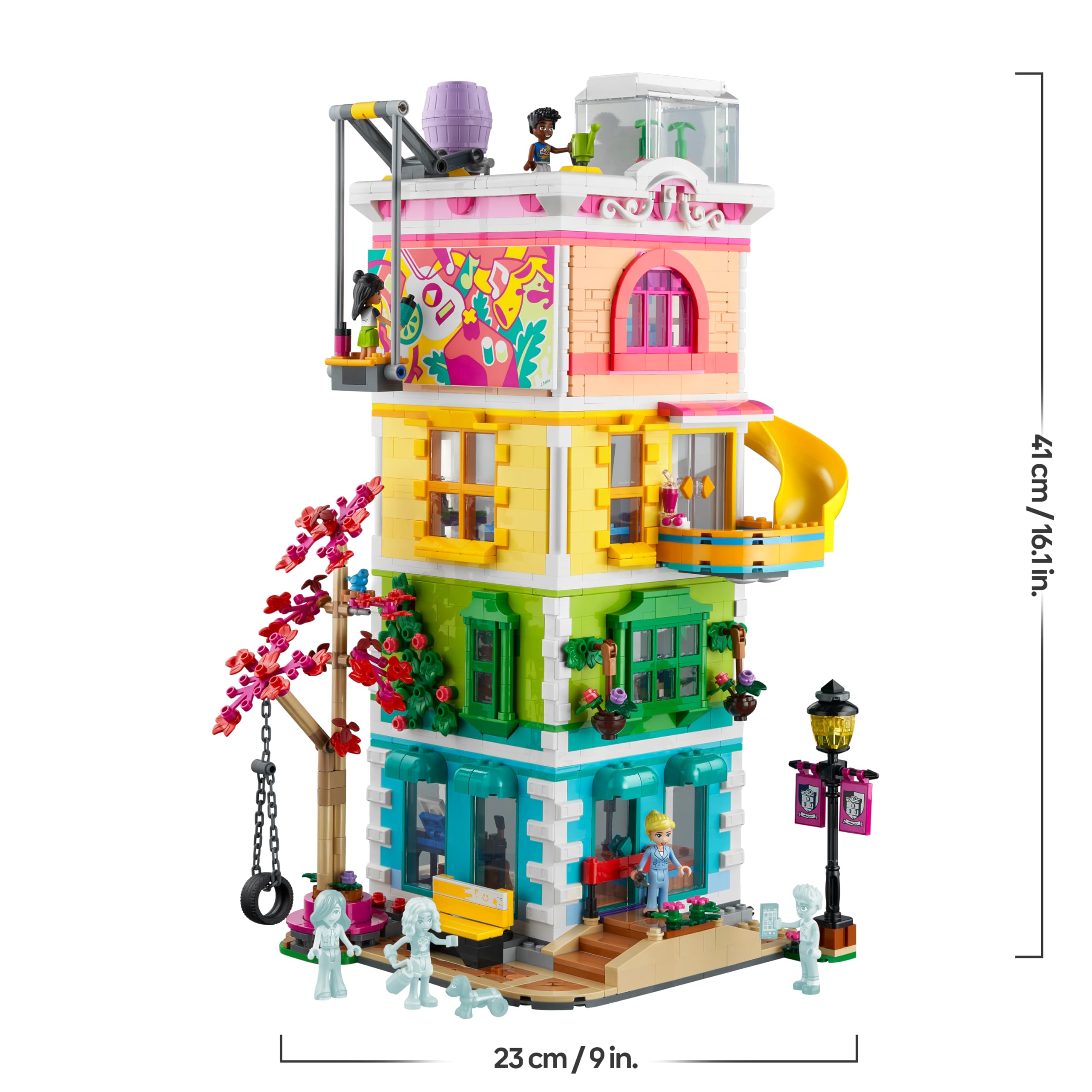 LEGO Friends Centro Comunitario di Heartlake City - Set Modulare a 5 Piani con 6 Mini Bamboline, Cane Giocattolo e Accessori Creativi - Idea Regalo per Bambine da 9 Anni in su - 41748