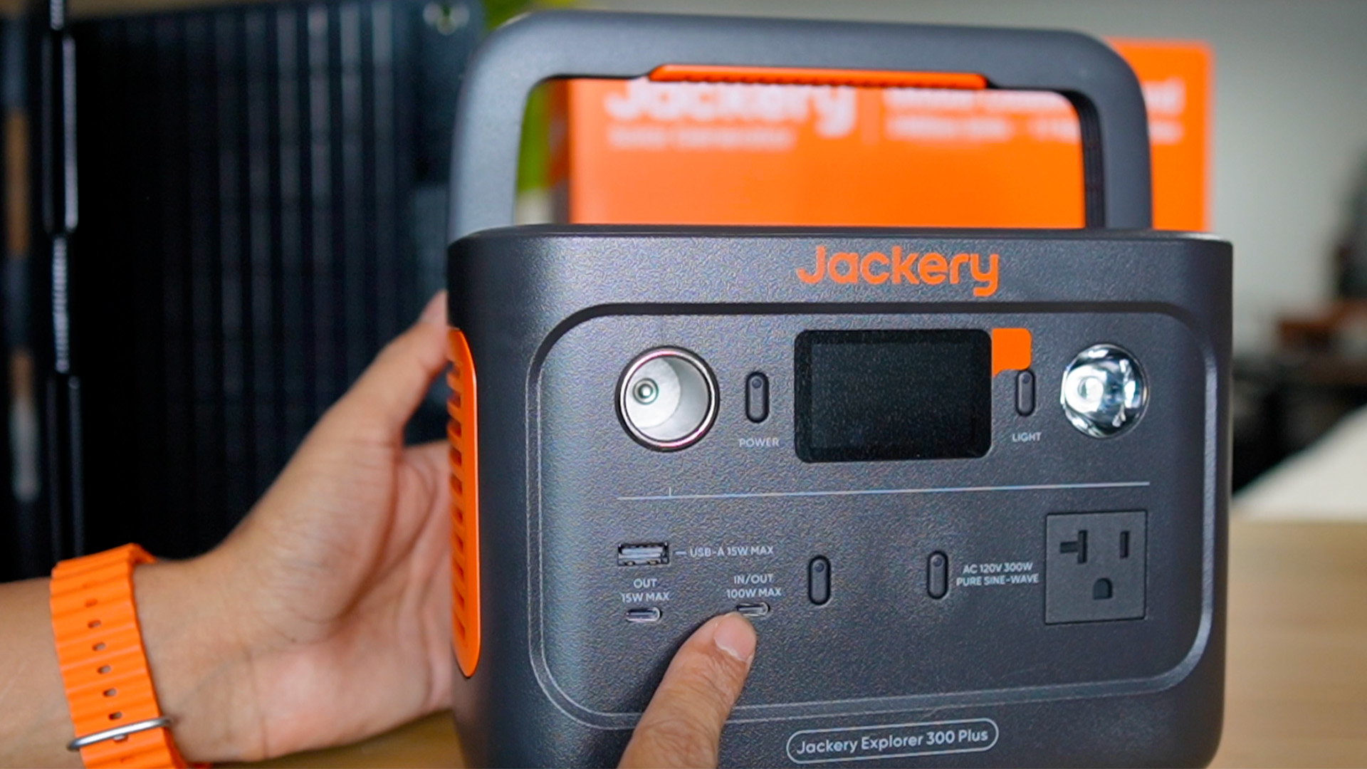 Watch Jackery Explorer 300 Plus | Unboxing & App Control on Amazon