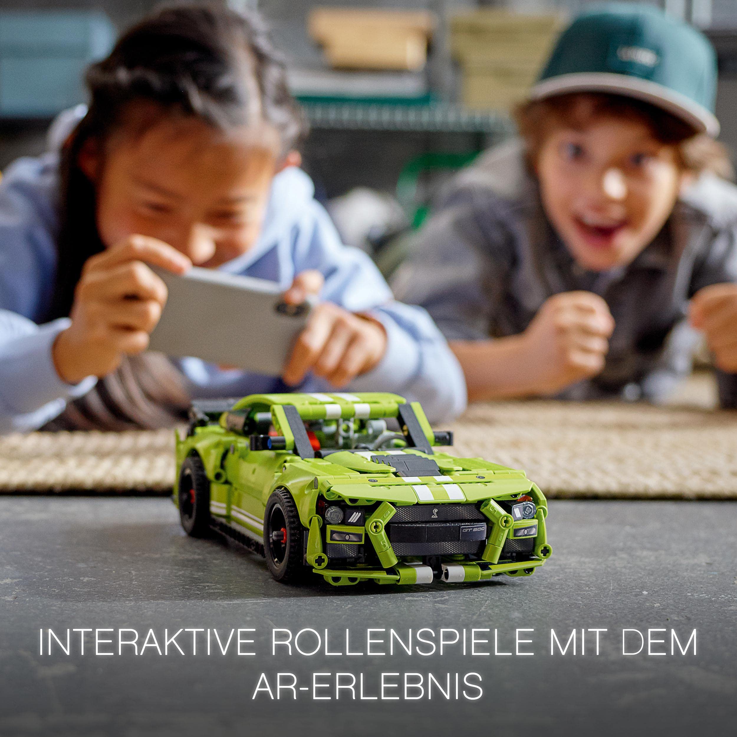 LEGO Technic Ford Mustang Shelby GT500, Modellauto-Bausatz, Spielzeugauto, Rennauto für Kinder und Teenager mit AR-App und Rückziehmotor 42138