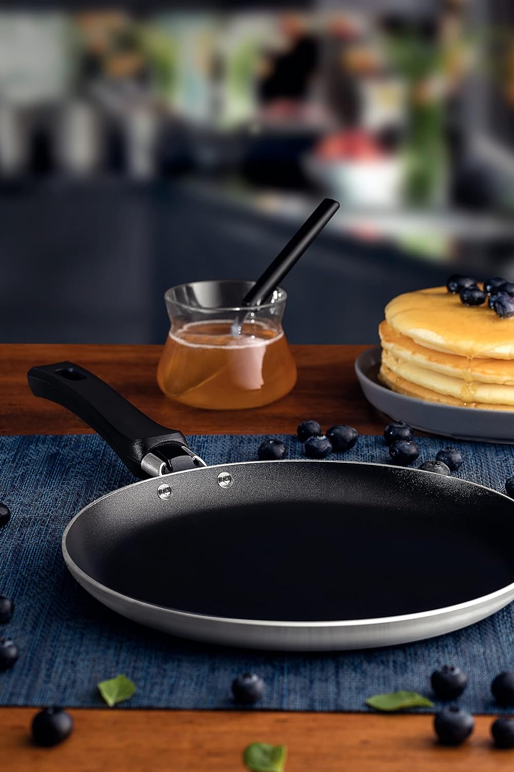 Tramontina Professional Non-Stick Pancake Pancake, 8.7 Inch, Aluminum