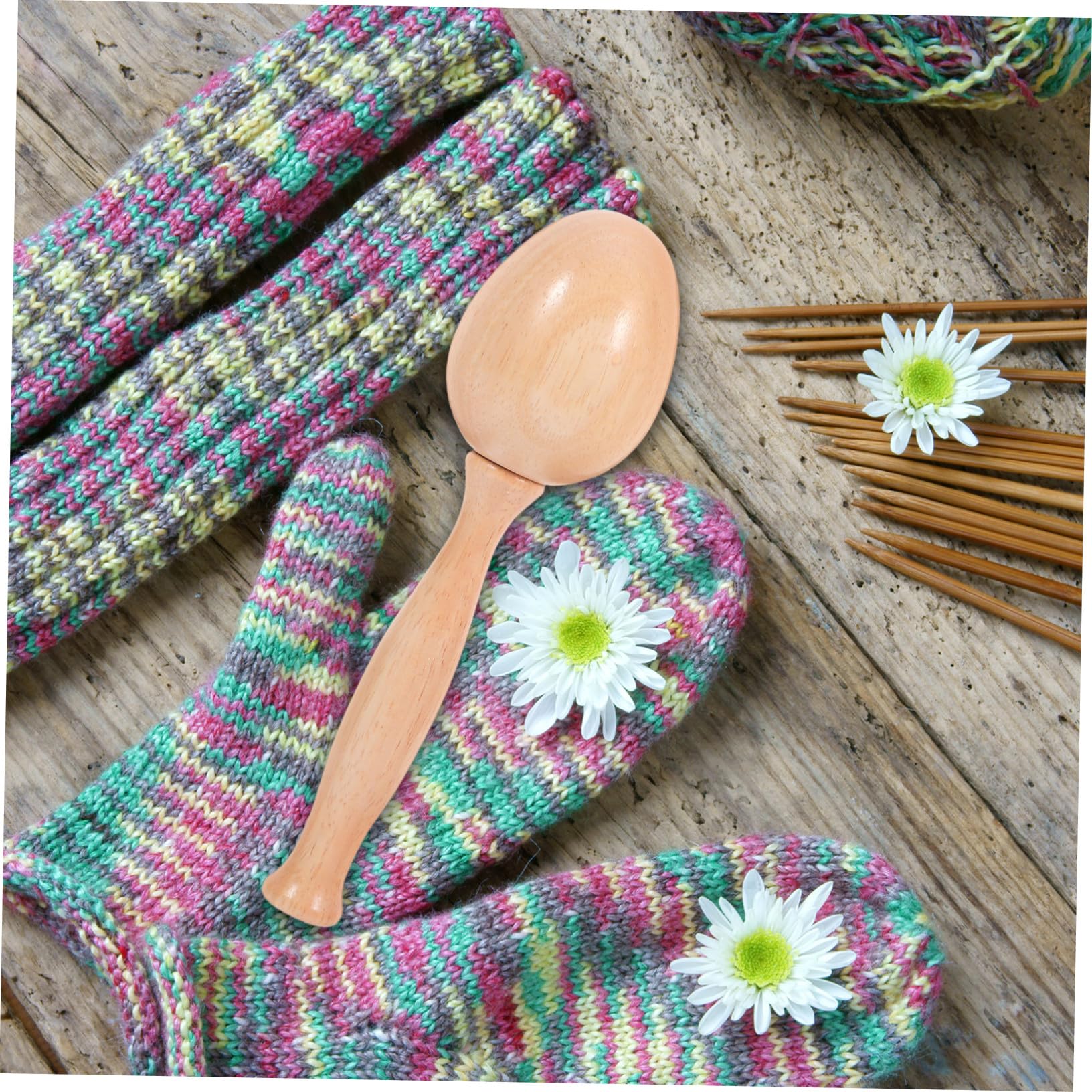 DIYEAH 4 Piezas Huevo de Madera para Zurcir Ropa y Calcetines Herramienta con Compartimento para Agujas Diseño Elegante y Funcional para Reparación de Prendas