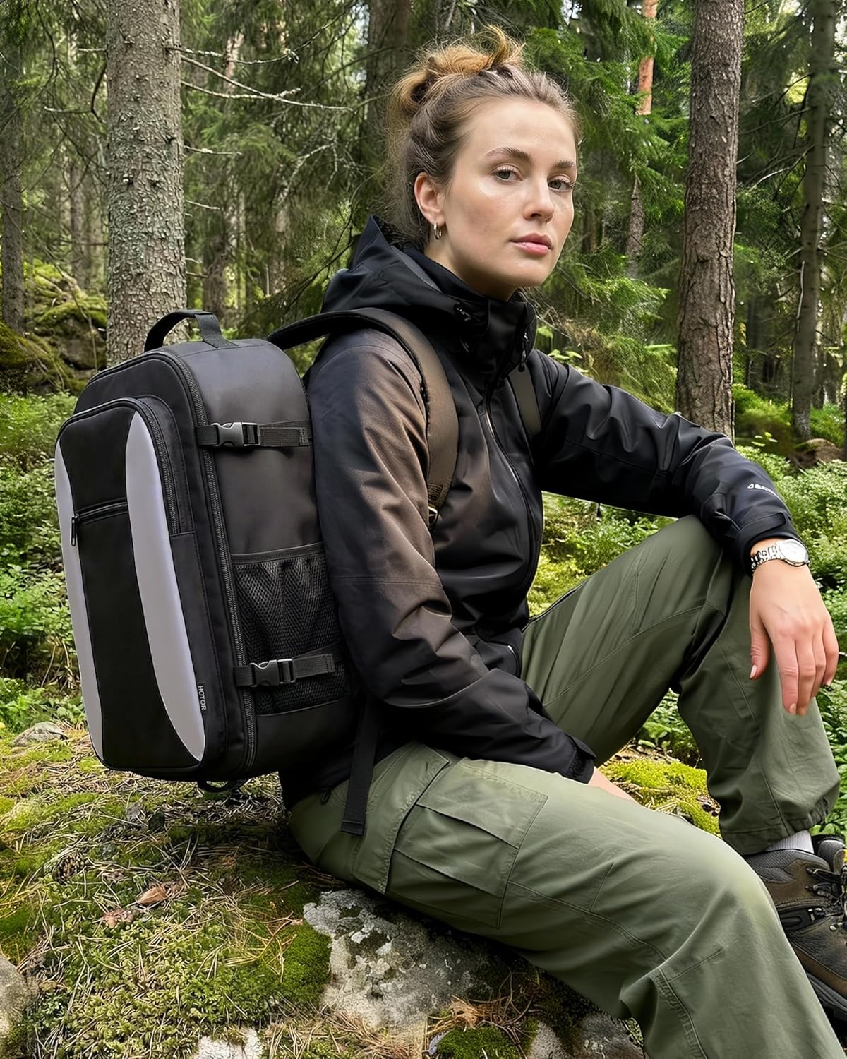 HOTOR Travel Backpack - TSA-Friendly Carry-On Backpack for Men & Women, Internal Luggage Straps & Waterproof Pocket, Perfect for Travel Essentials, Work, Commuting, 16.9" x 11.4" x 7.9", Black - Image 6