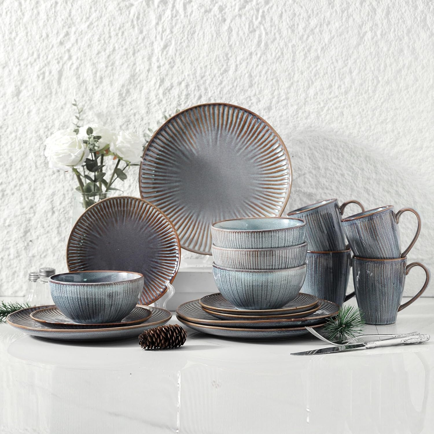 HVH Stoneware Dinnerware Sets, 16 Pieces Plates and Bowls Sets, Kitchen Dishes Set for 4, Dinner Dessert Plates, Cereal Bowls and mugs for Party and Dinner, Farmhouse Style (Wabi sabi)