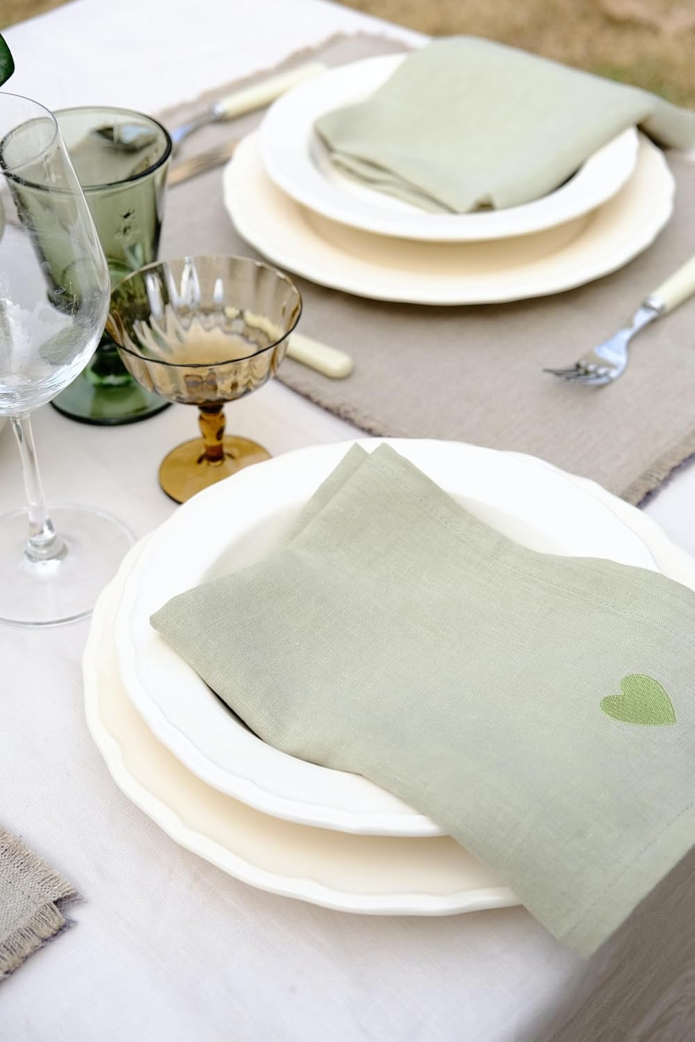100% Linen Napkins Set of 4 -Sage Green Cloth Dinner Napkins, Embroidered, Washable and Reusable, Elegant Table Decor for Spring, St Patick's Day,Mothers Day, Easter, 17.7 x 17.7 Inch