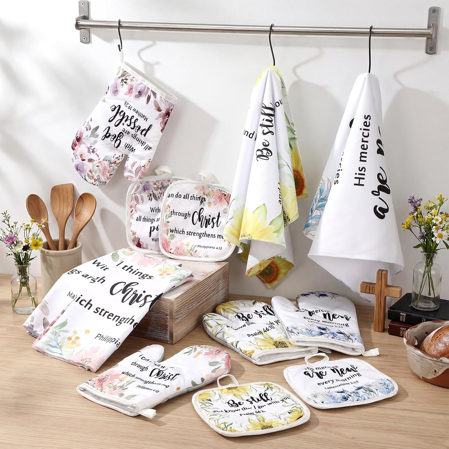 4 Set Christian Kitchen Gifts for Women Flower Bible Verse Dish Towels Pot Holders and Oven Mitts Heat Resistant Farmhouse Tea Towels Religious Gifts for Housewarming Cooking Baking Grilling