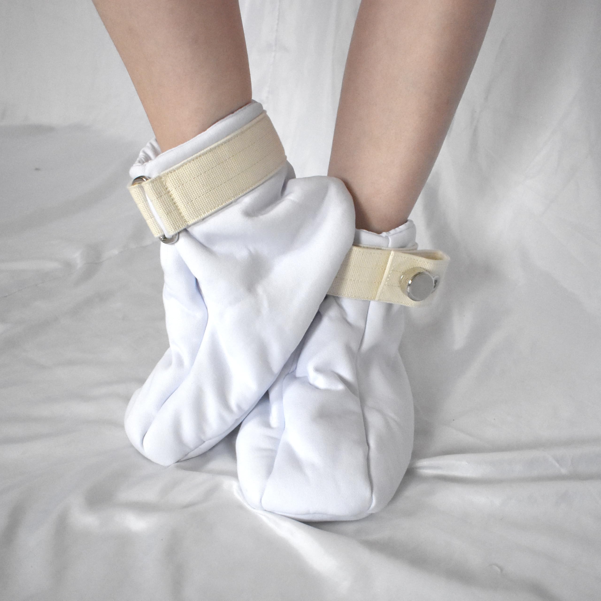 Scarpette ABDL con Chiusura Magnetica e Solette con Punte