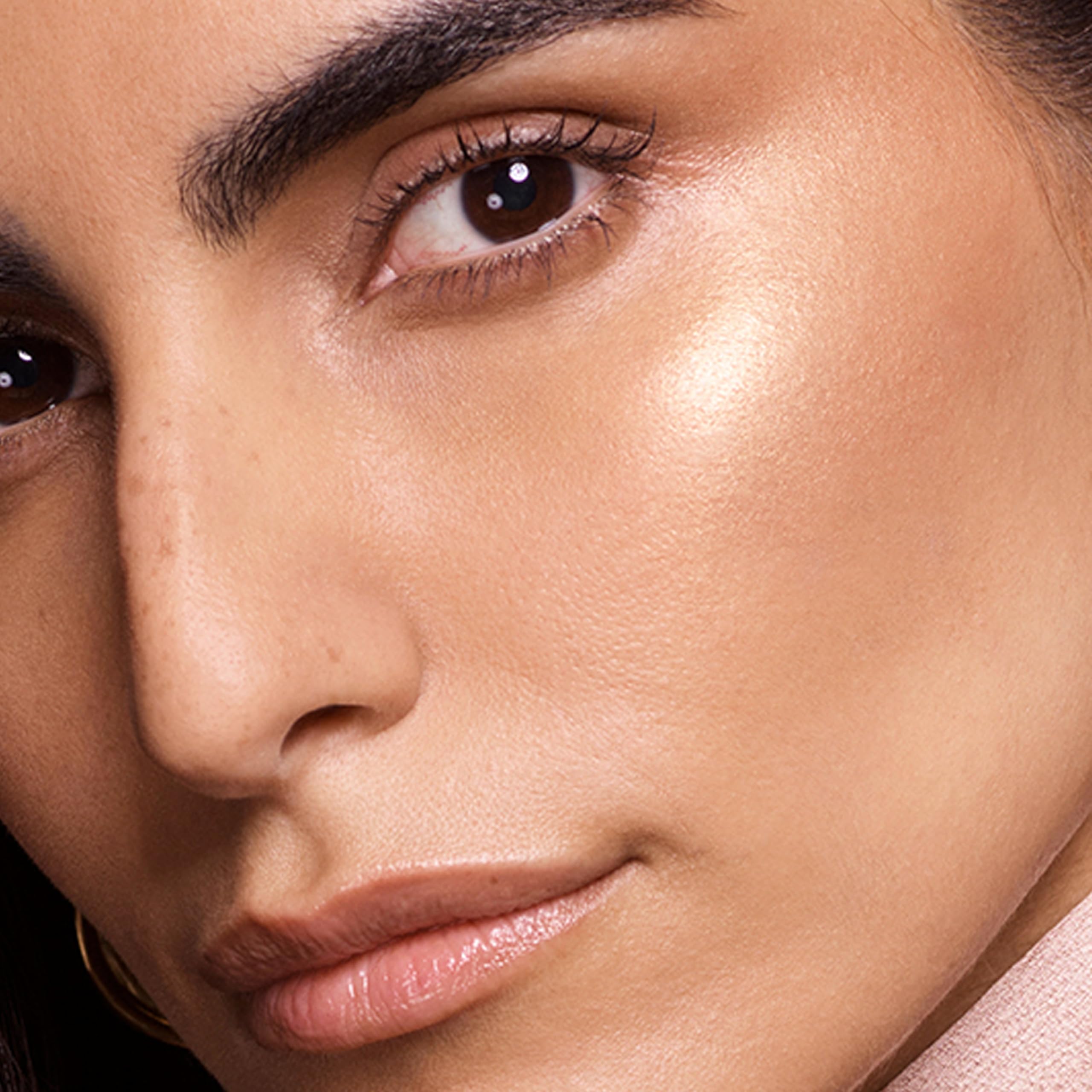Amazon.com: Max Factor Facefinity Powder Highlighter, 001 Nude