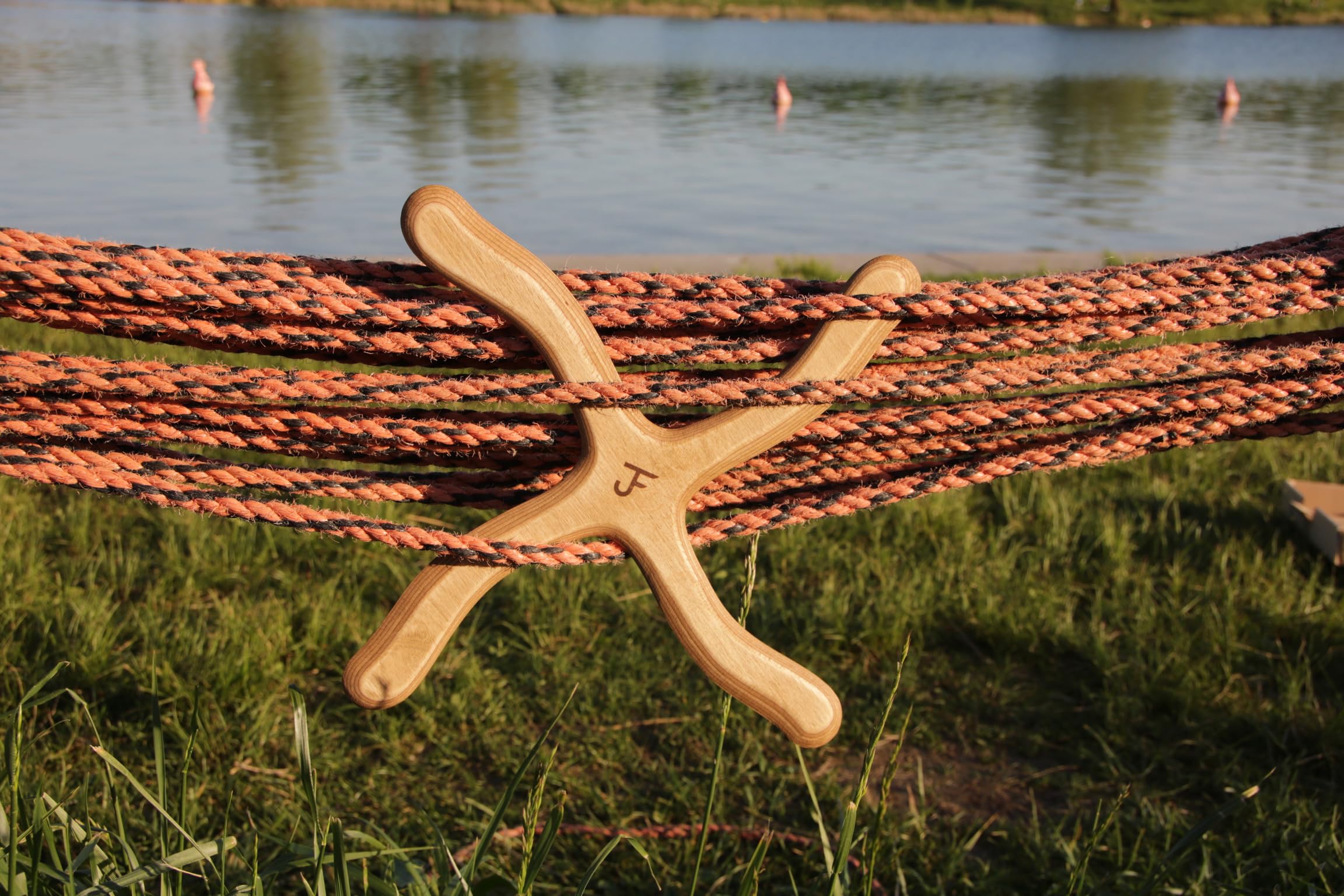 Bumerang New York | Anfänger | Boomerang ab 10 J. | Handgefertigt in DE | Premium Holz | Form vom Weltmeister | Verf. als Rechts- und Linkshänder