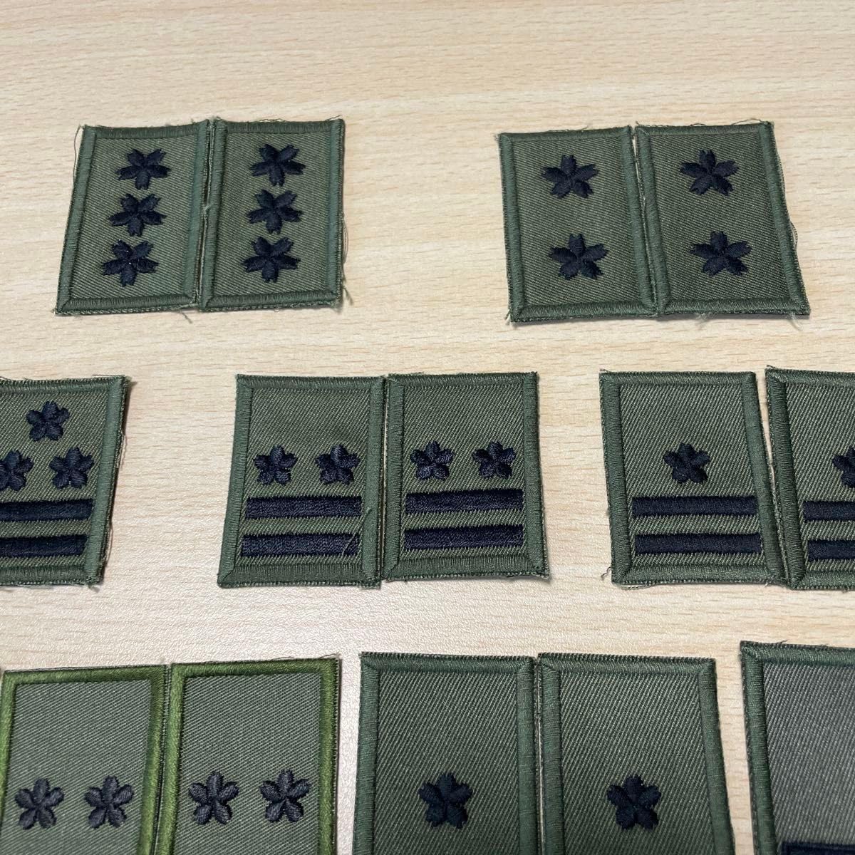 陸将　階級章 Amazon.co.jp: 陸上自衛隊 階級章 陸将補 : 文房具・オフィス用品