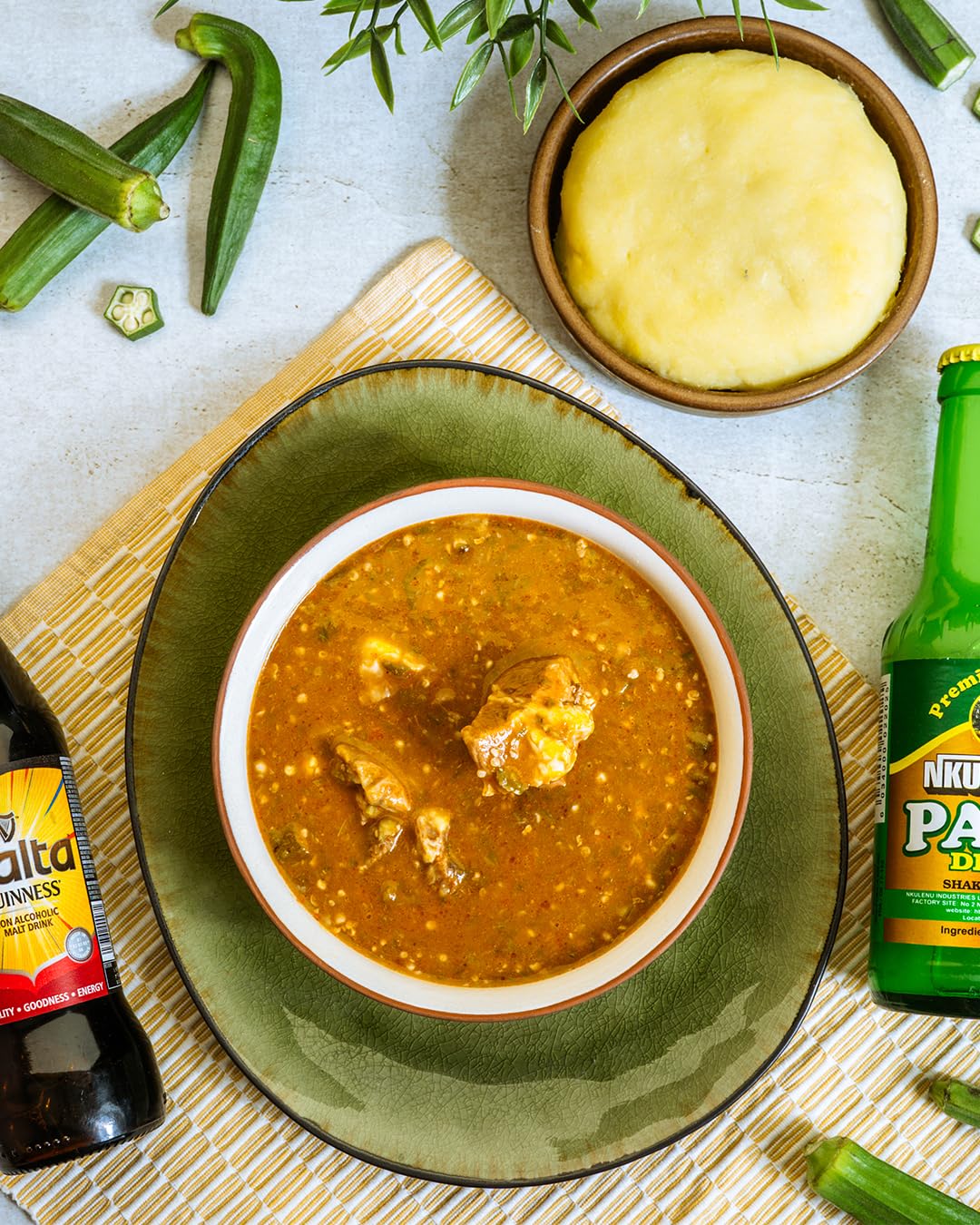 Okra Soup mit Fufu (10 Portionen) - Fertiggericht