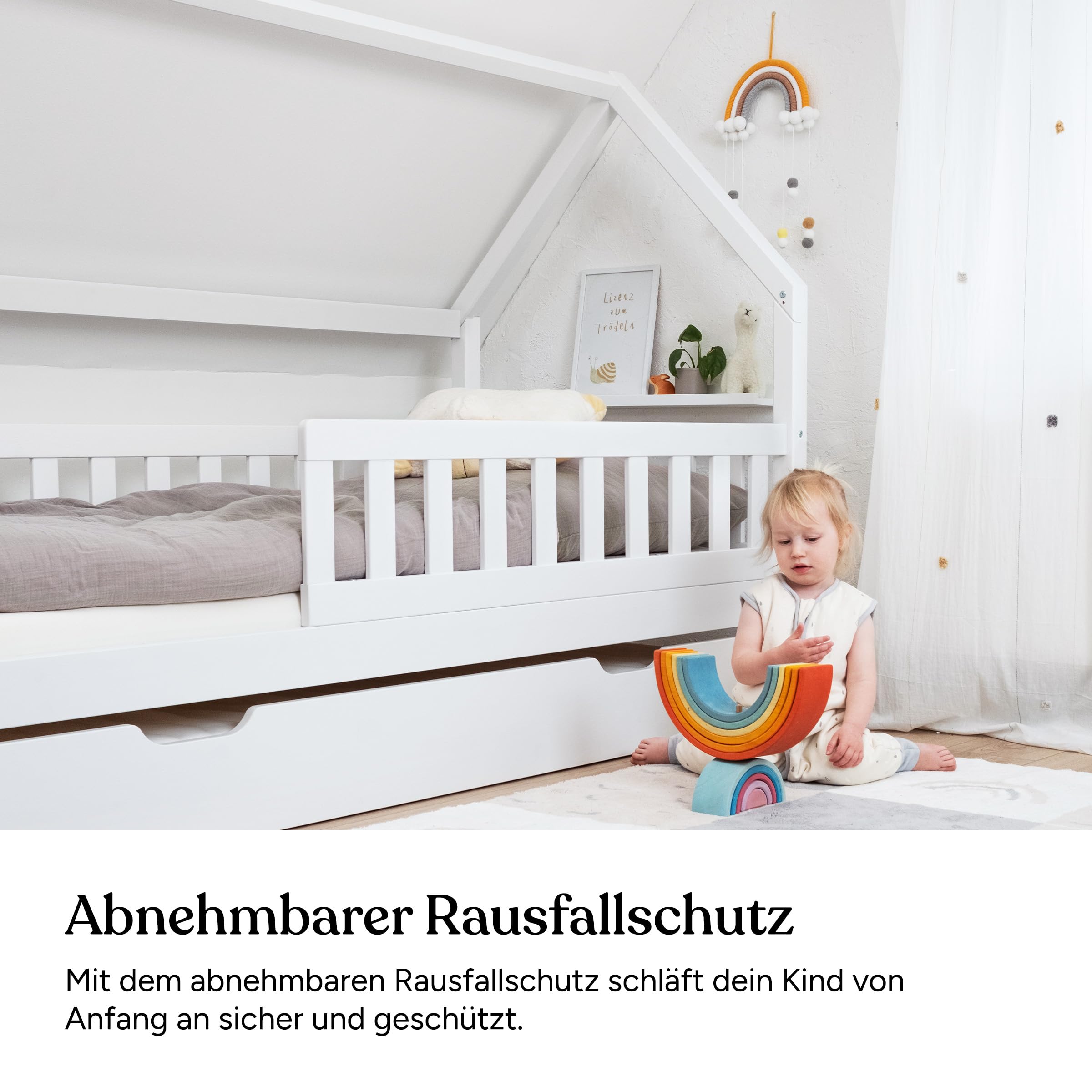 Ehrenkind® Hausbett Lille | Kinderbett mit abnehmbaren Rausfallschutz aus Massivholz FSC® zertifziert inkl. Bettkasten | Hausbett 90x200 | Kinderbett 90x200 Weiß