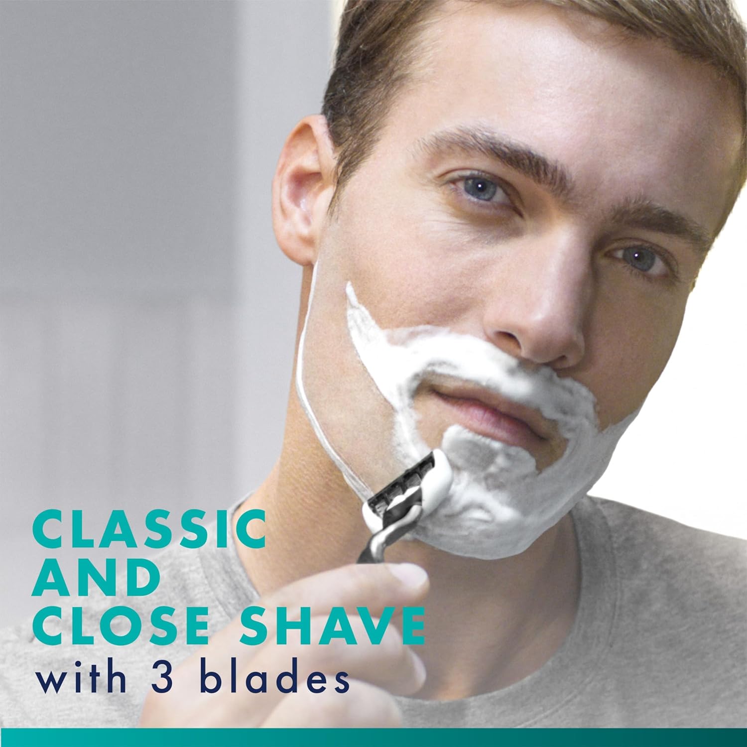 Gillette Mach3 Shaving Razor for Men, 1 Razor Gillette 3-Blade Handle for Men’s Grooming, 10 Razor Blade Refills, Lubrication Strip
