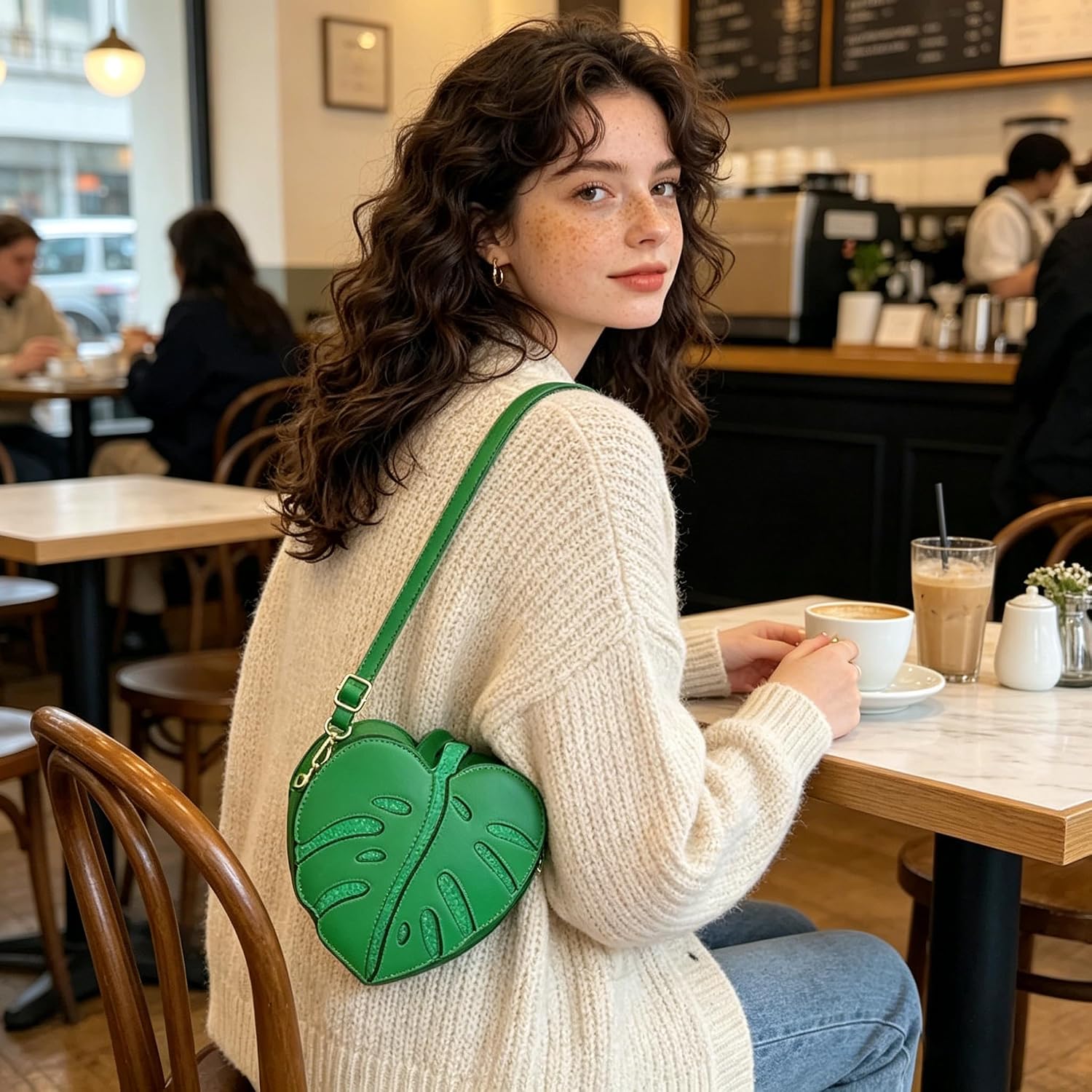 Fruit Shaped Cross Body Bag PU Leather Sholuder Purse Cartoon Wallet Novelty Handbag with Removable Chain for Women image 3
