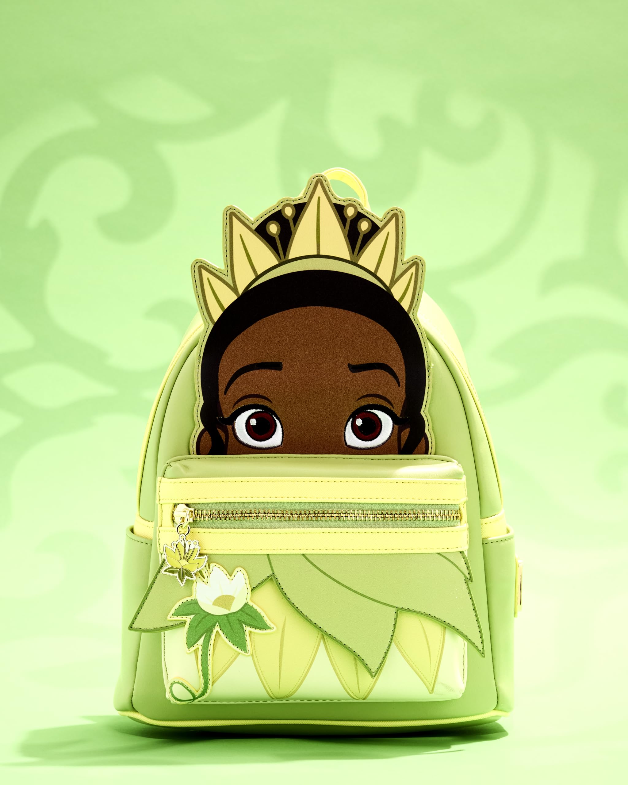 loungefly Disney ティアナ リュック Loungefly Disney Princess Tiana Mini-Backpack - Amazon