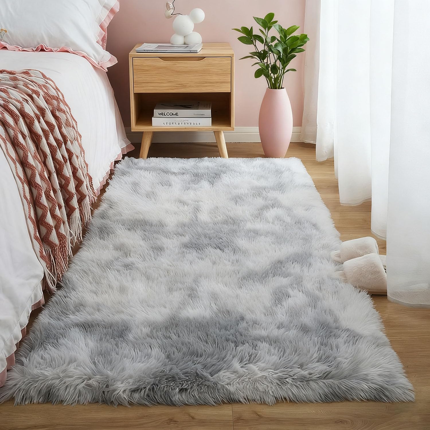 Tapis doux et moelleux gris clair 40x300 cm idéal pour balcon et jardin