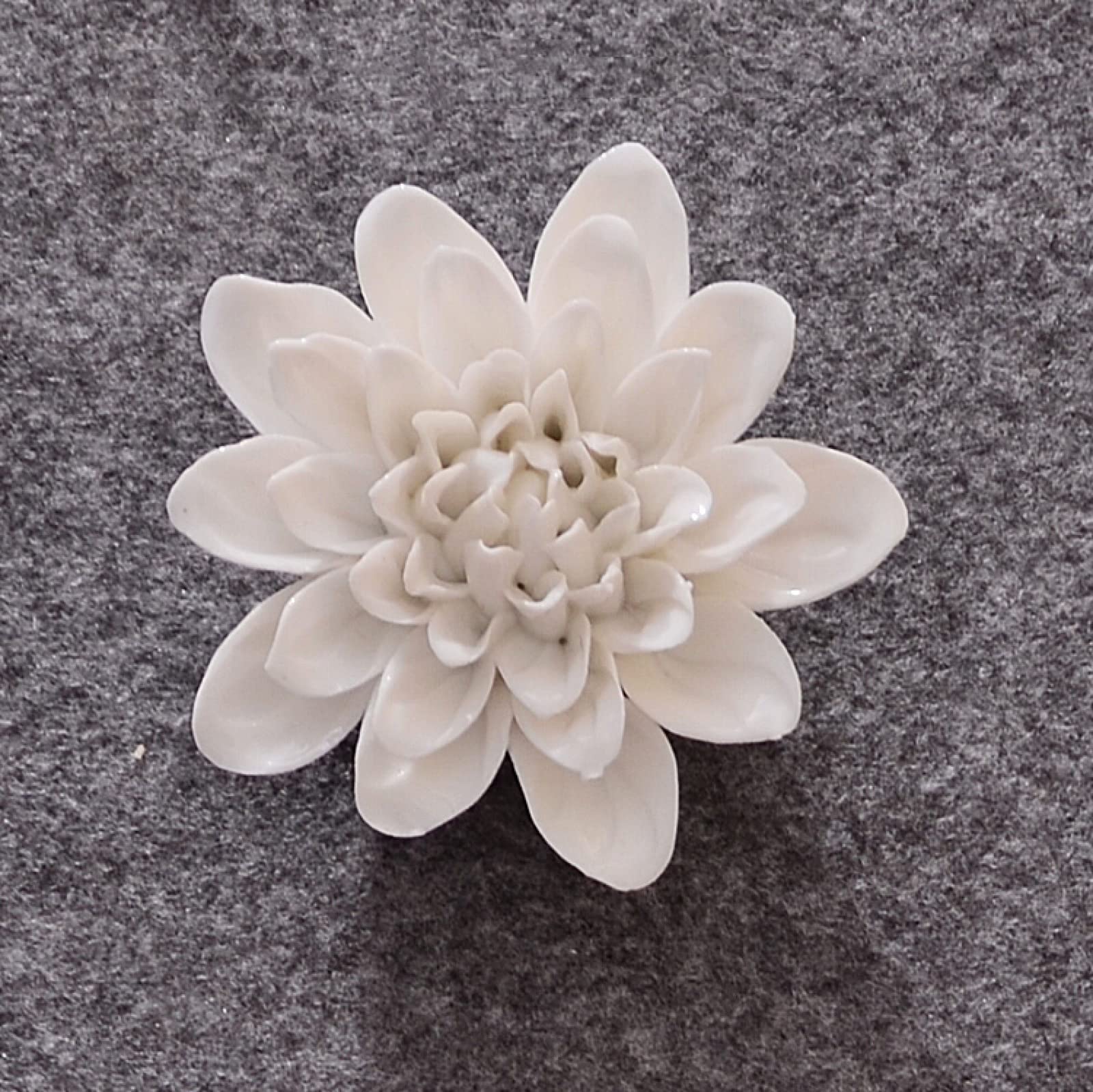 KJOLWHCQ Elegant Ceramic Flower White Peony Flower Handcrafted Sculpture 3D Wall Art Decor Home Living Room Office Wedding Gift
