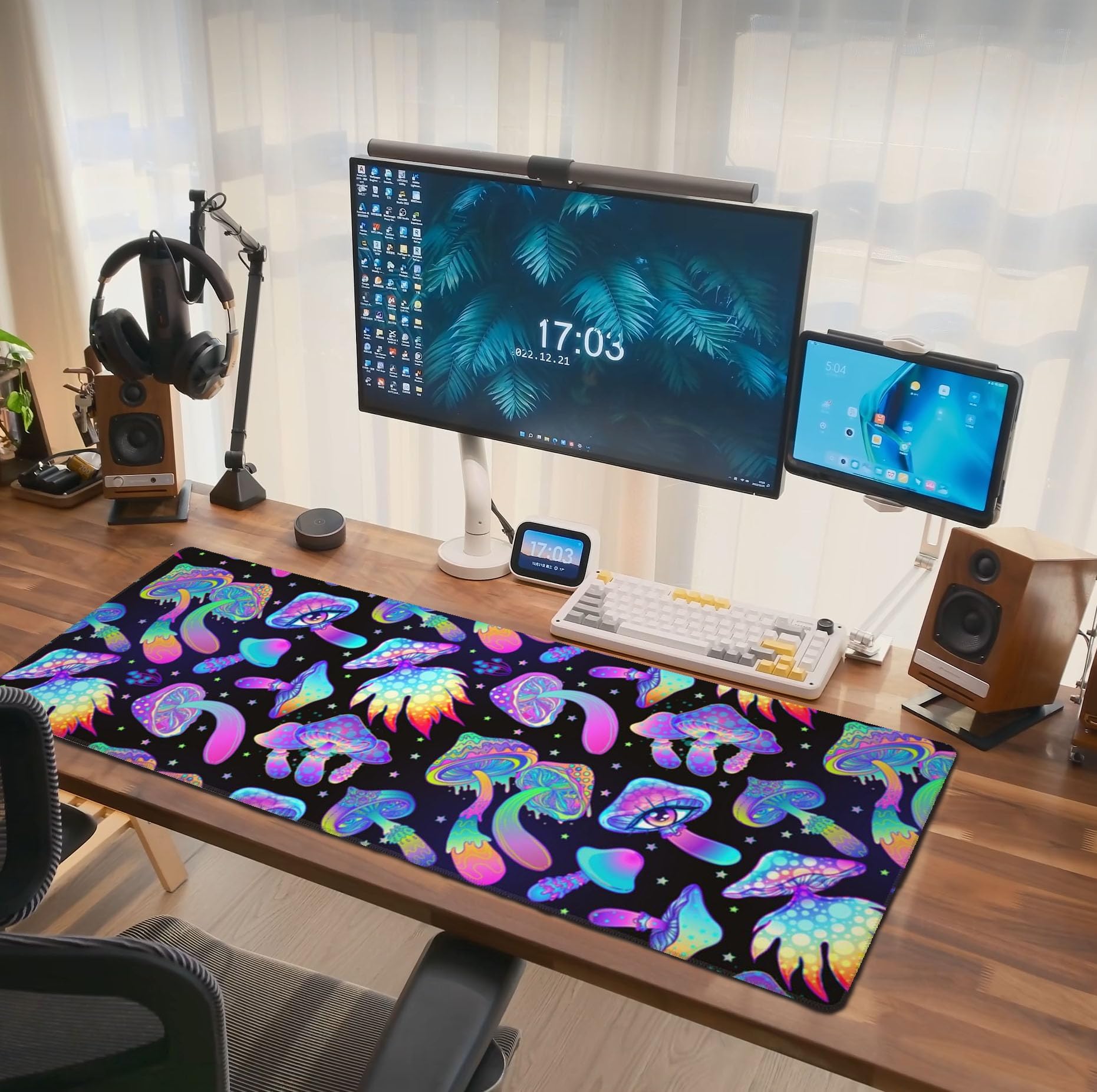 Psychedelic Revel Mushroom Mouse Pad Extended Large Gaming Mousepad XL Big Long Oversized Desk Mat Stitched Edges 31.5 X 11.8 Inch for Home Office