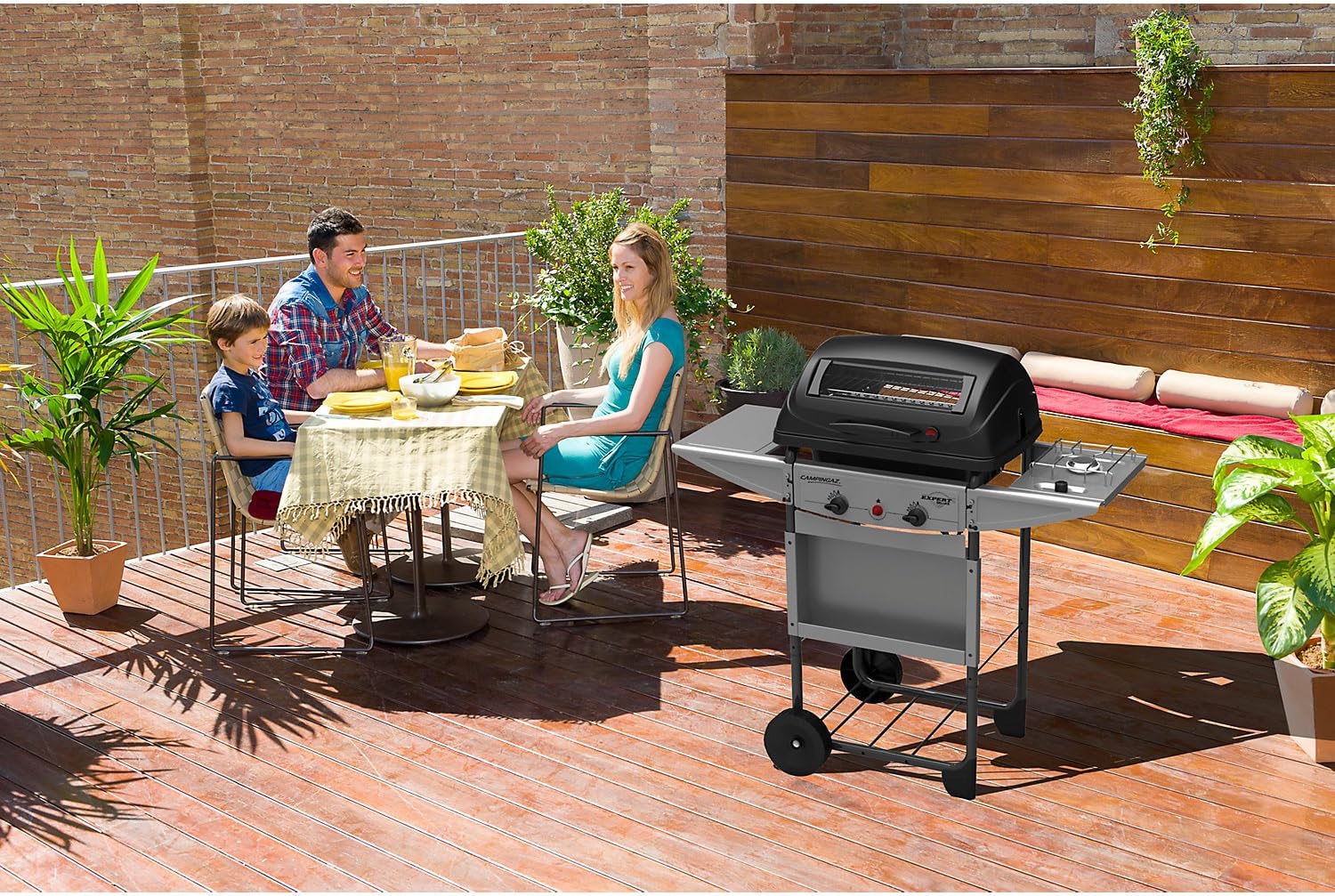 Campingaz Barbecue A Gas Con Pietra Lavica, Da Giardino, Nero Argento Campingaz Barbecue A Gas Con Pietra Lavica, Da Giardino, Nero Argento