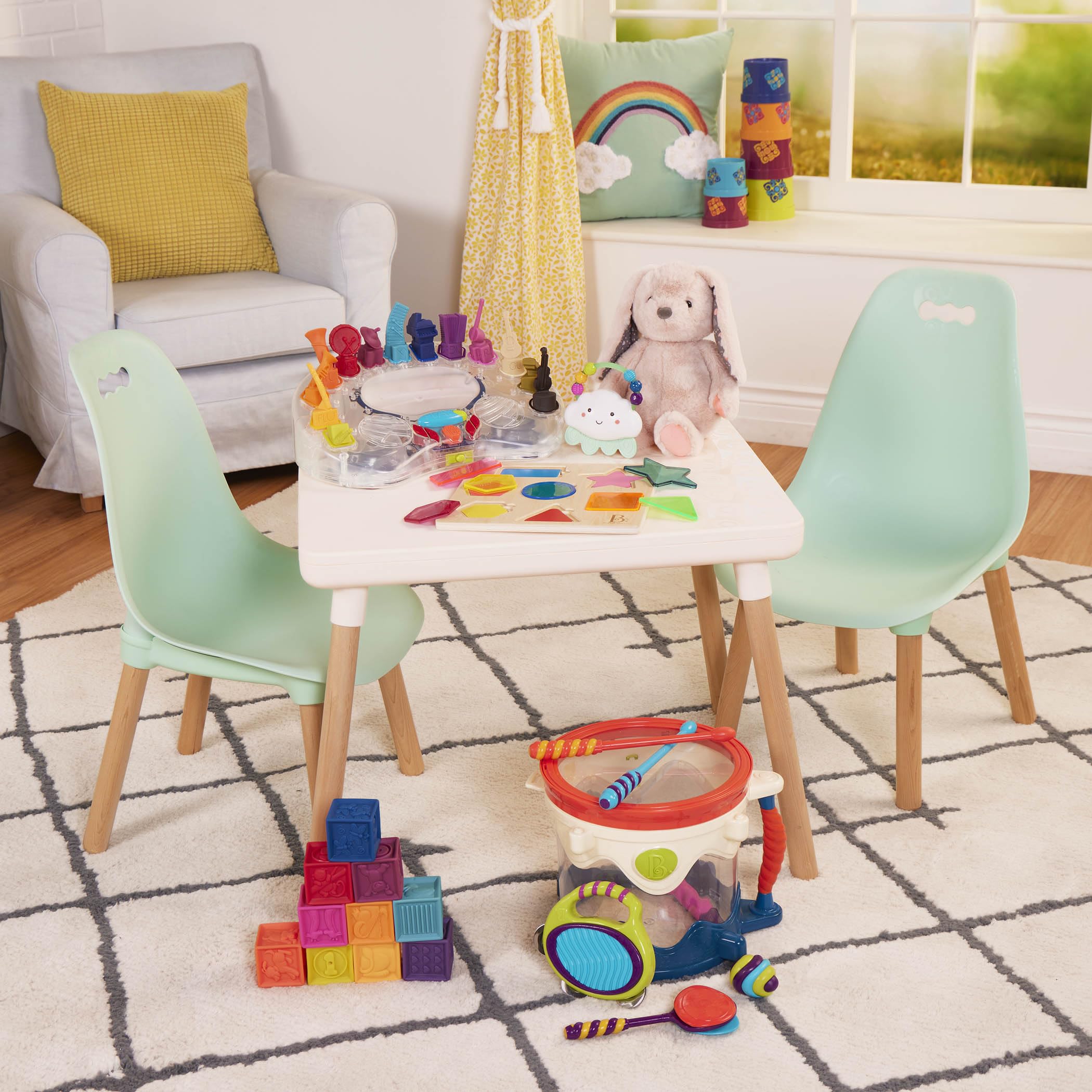 B. toys - Kid Century Modern: Juego de Mesa y Silla - Menta - Juego de mesa y silla para niños - Patas de madera - Muebles para niños - 3 años + | 1 mesa y 2 tumbonas para enfants, pieds en bois naturel, couleur menthe, montaje sin outils, lote de 15, 3 a