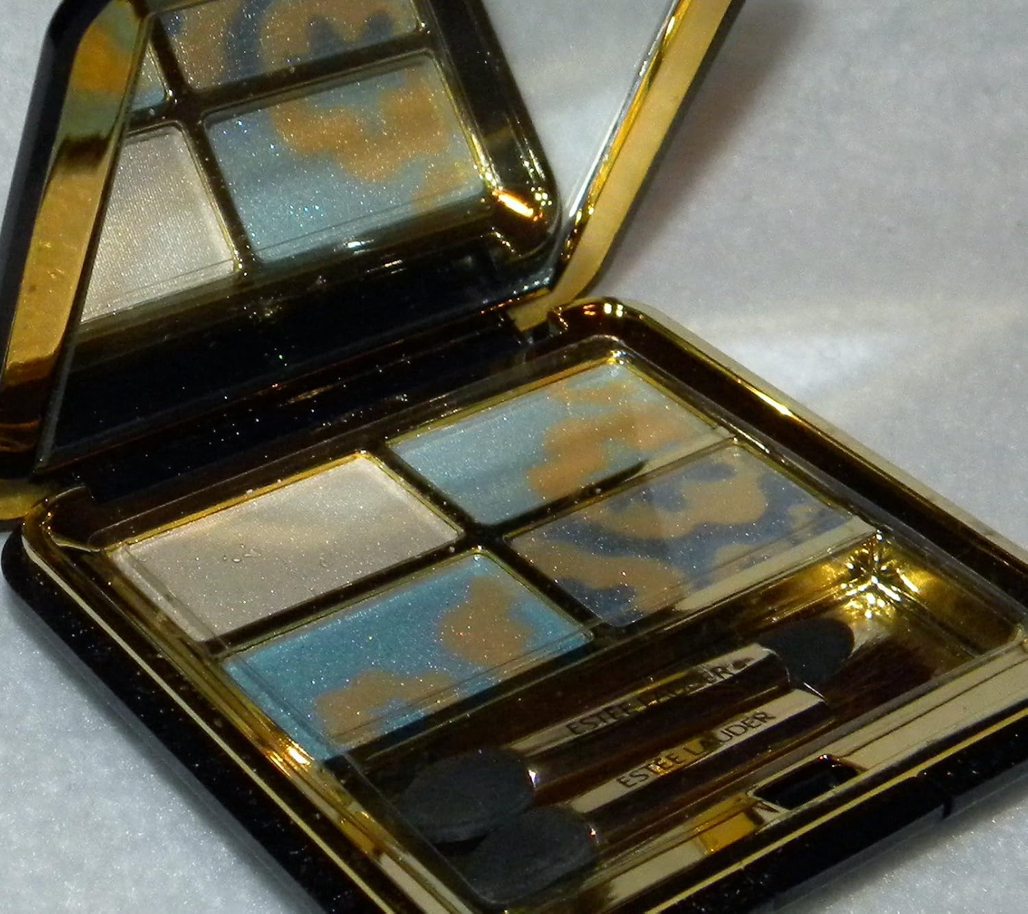 ESTEE LAUDER SIGNATURE EYESHADOW QUAD LIMITED EDITION