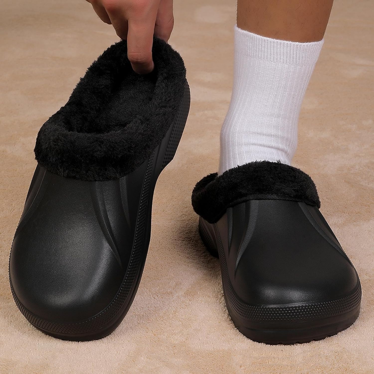Meidiastra Unisex Faux Fur Lining Clogs: Slip-On Waterproof EVA Garden House Clogs with Fleece-Lined - Winter Warm Anti-Slip Indoor Outdoor Walking Slippers for Mens Womens - Image 2