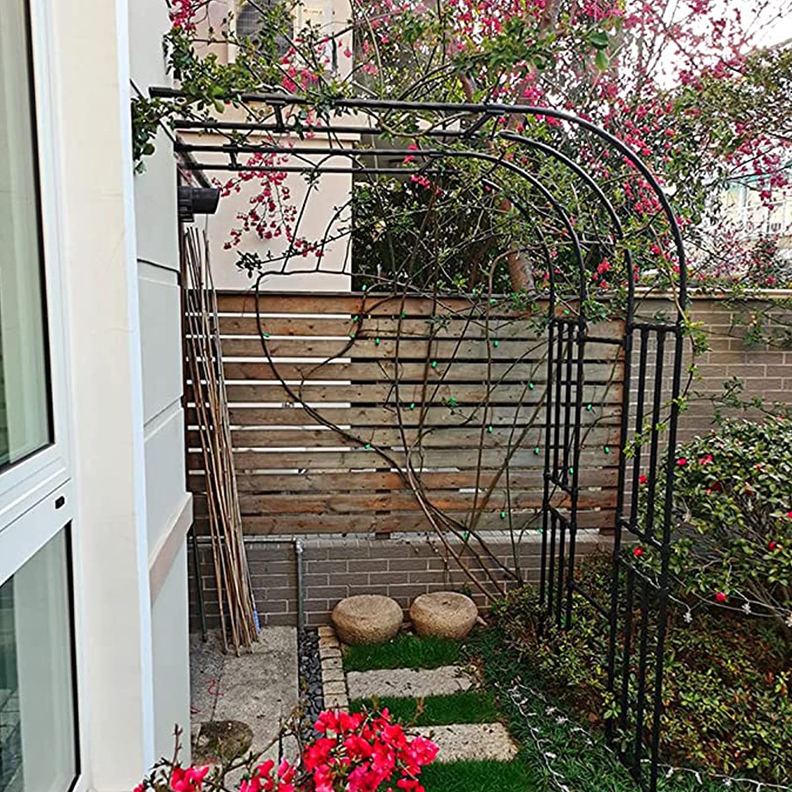 Pergola do roślin pnących, odporny na warunki atmosferyczne, pergola ogrodowa, pergola ogrodowa, pomoc dla roślin pnących, do podparcia róż, do użytku na zewnątrz, pergola (kolor: czarny, rozmiar: 60 x 240 x 40 cm)