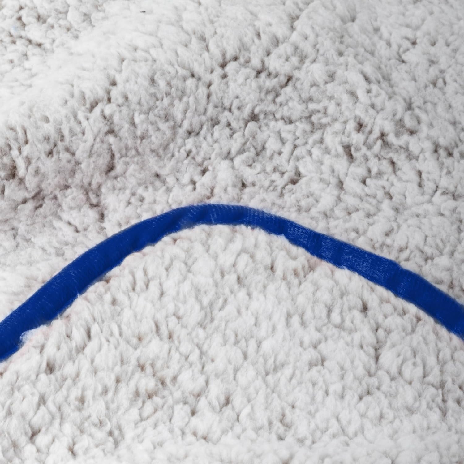 Logo Brands NCAA Pittsburgh Panthers Frosty Fleece Throw Blanket (50" x 60") – Soft Sherpa Material with Team Logo, Team Color Trim