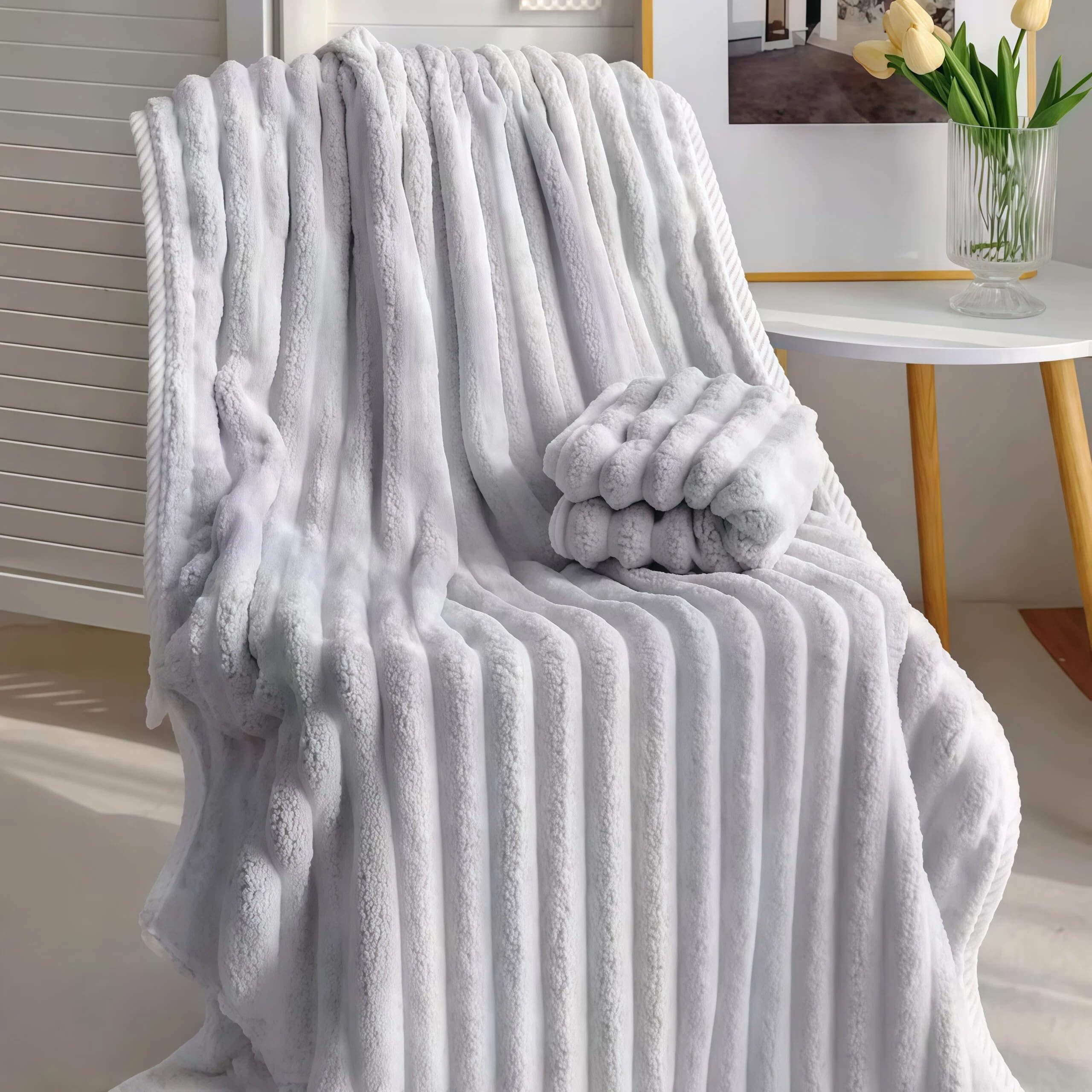 Large Bath Towels for Bathroom, 55x27.5 Inch Quick-Dry & Highly Absorbent Plush Towels, Thick Soft Bath Sheets for Home Beach